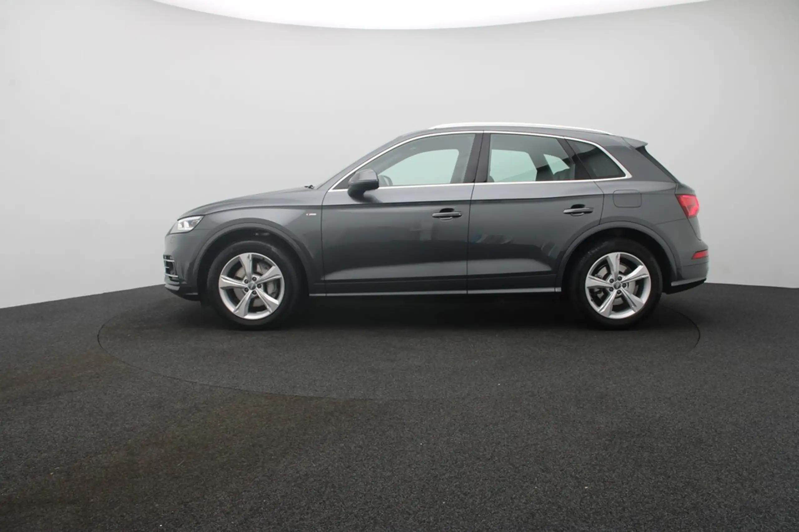 Audi - Q5