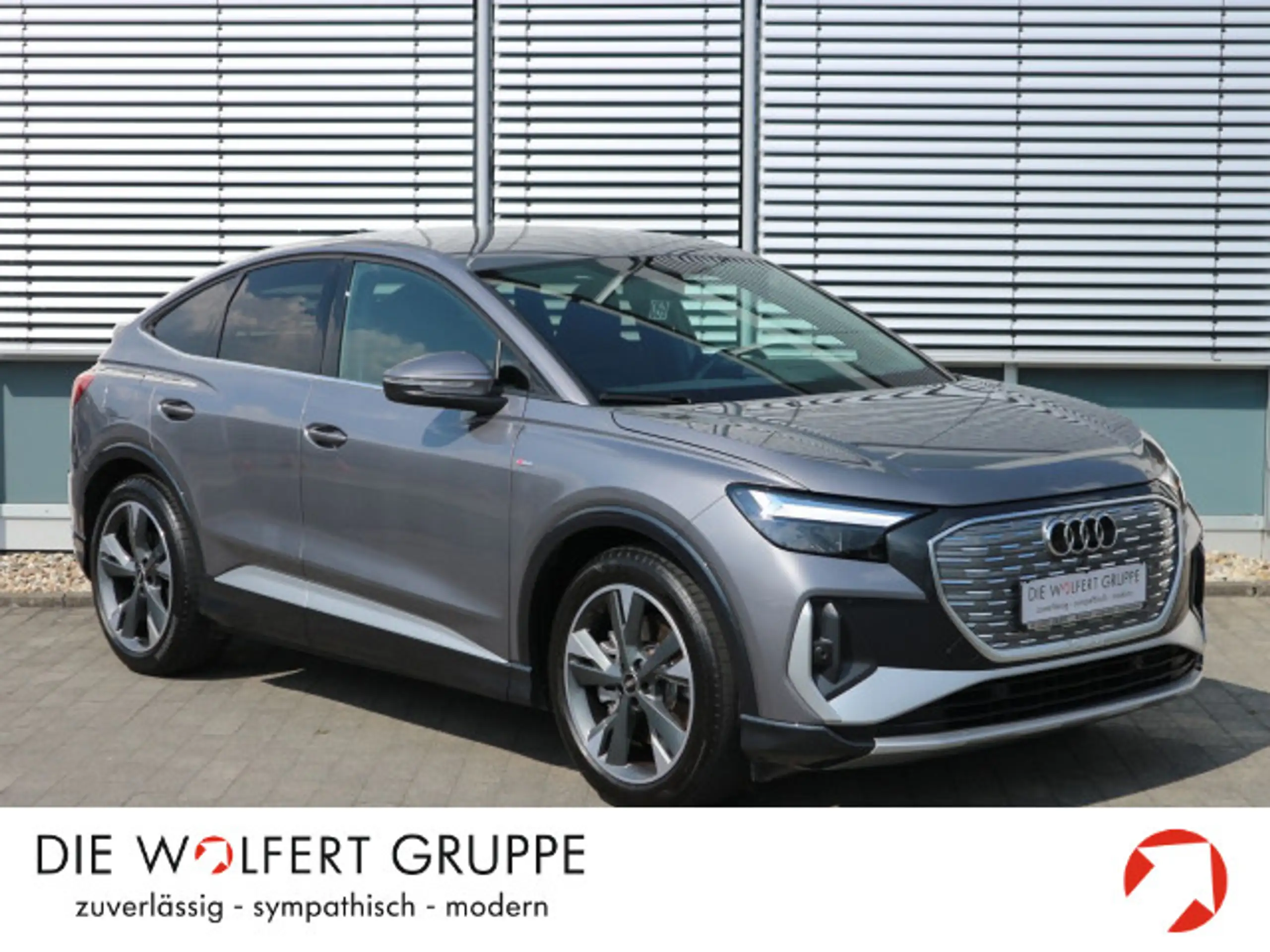 Audi - Q4 e-tron