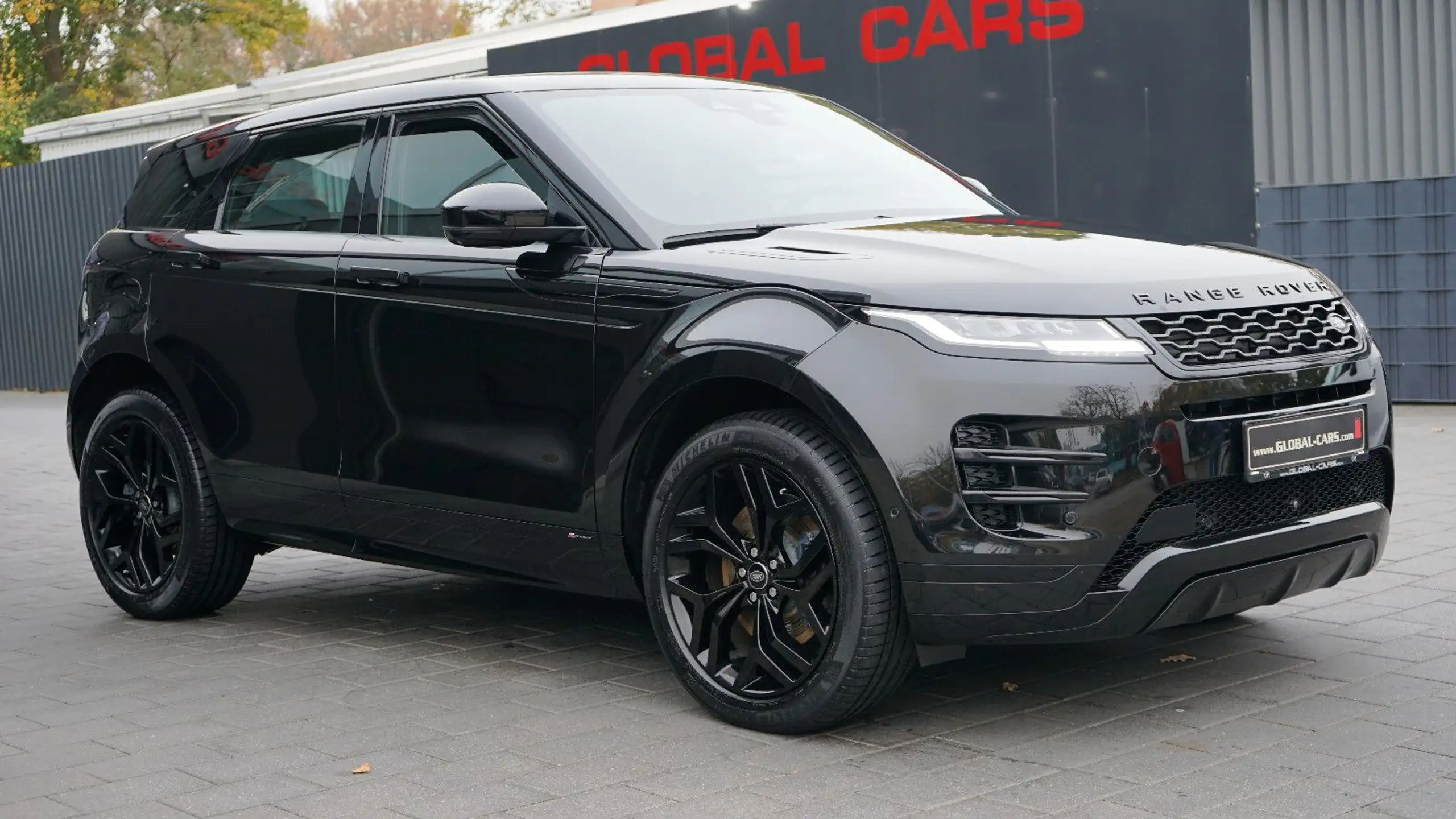 Land Rover - Range Rover Evoque