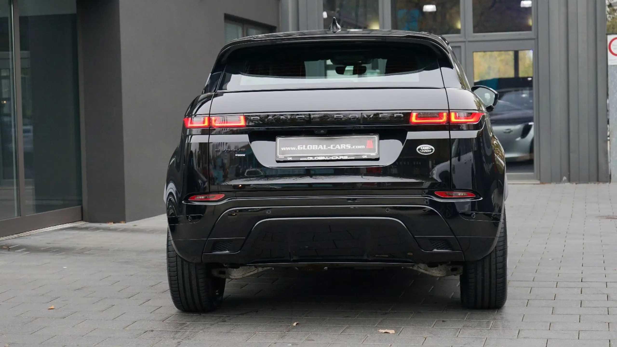 Land Rover - Range Rover Evoque