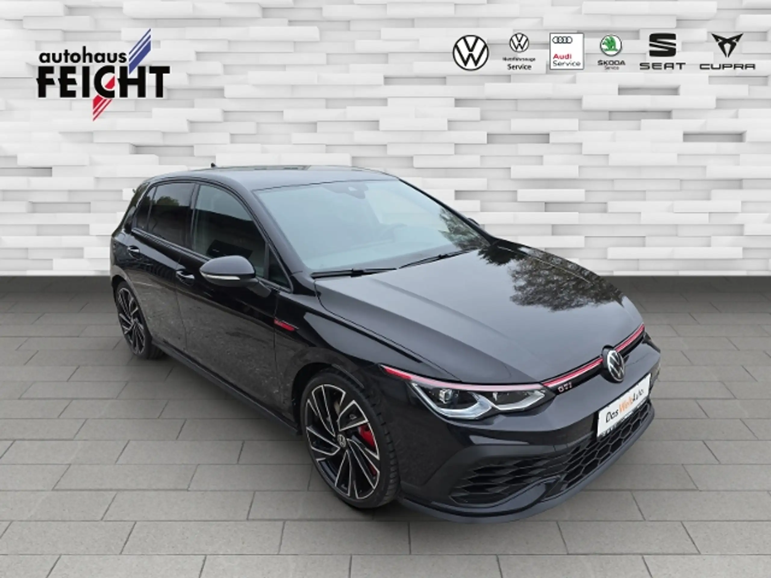 Volkswagen - Golf GTI