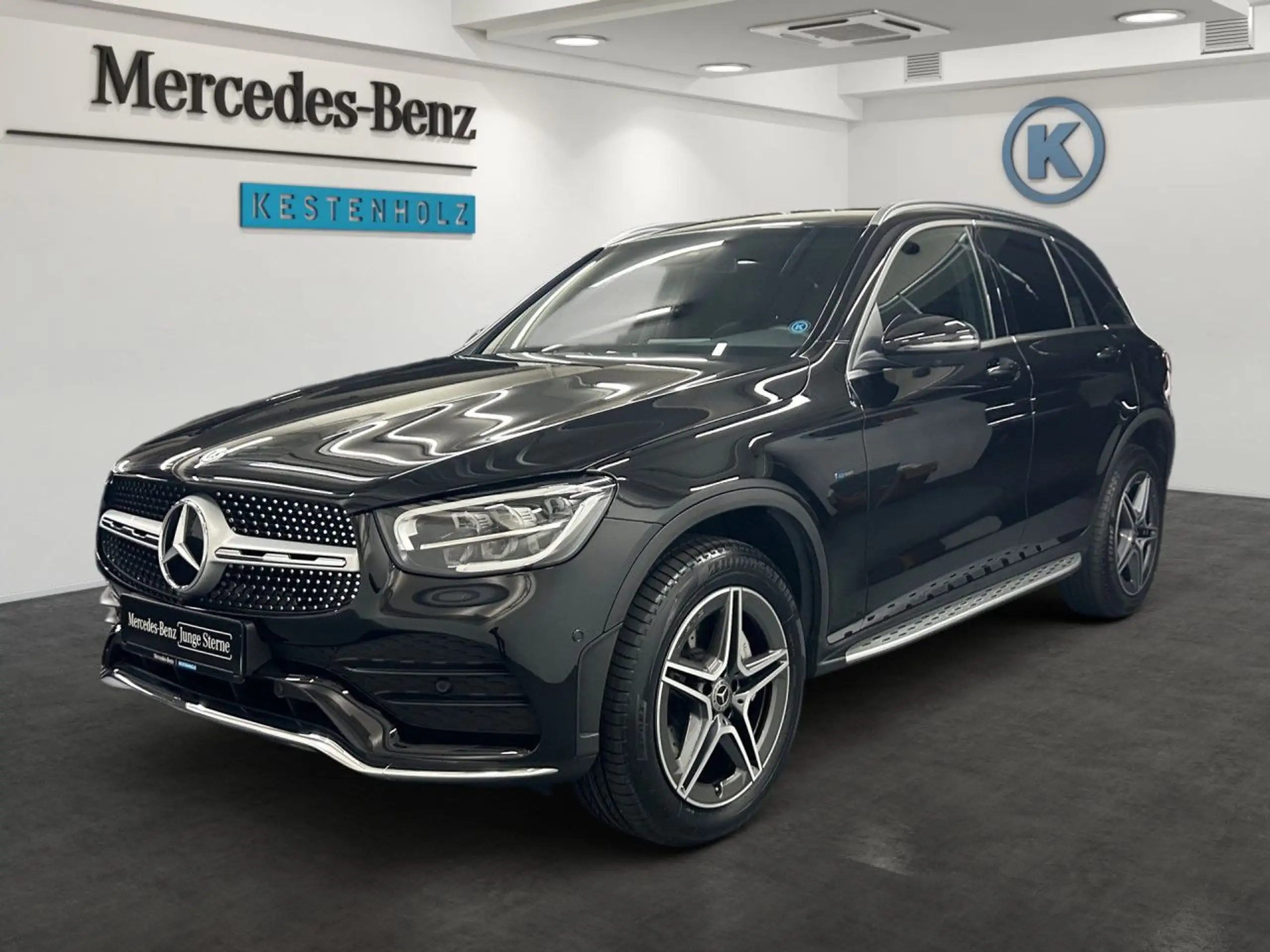 Mercedes-Benz - GLC 300