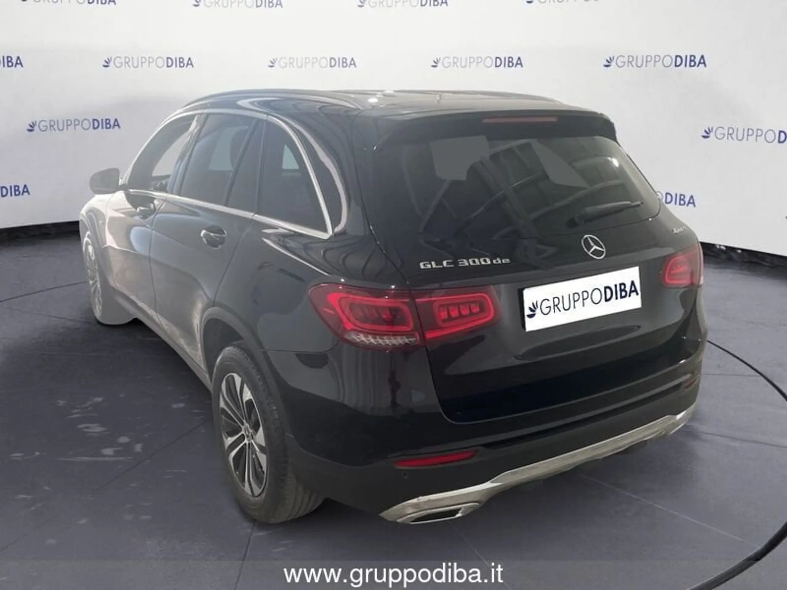 Mercedes-Benz - GLC 300