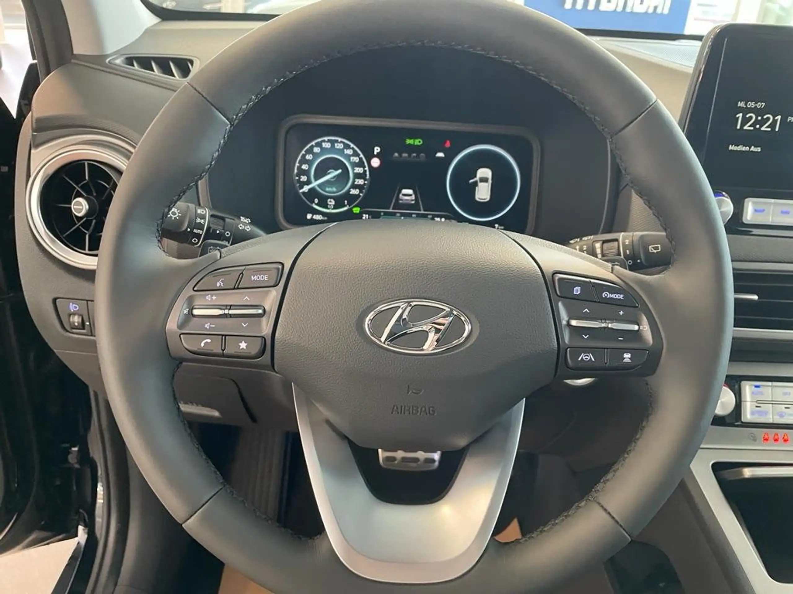 Hyundai - KONA