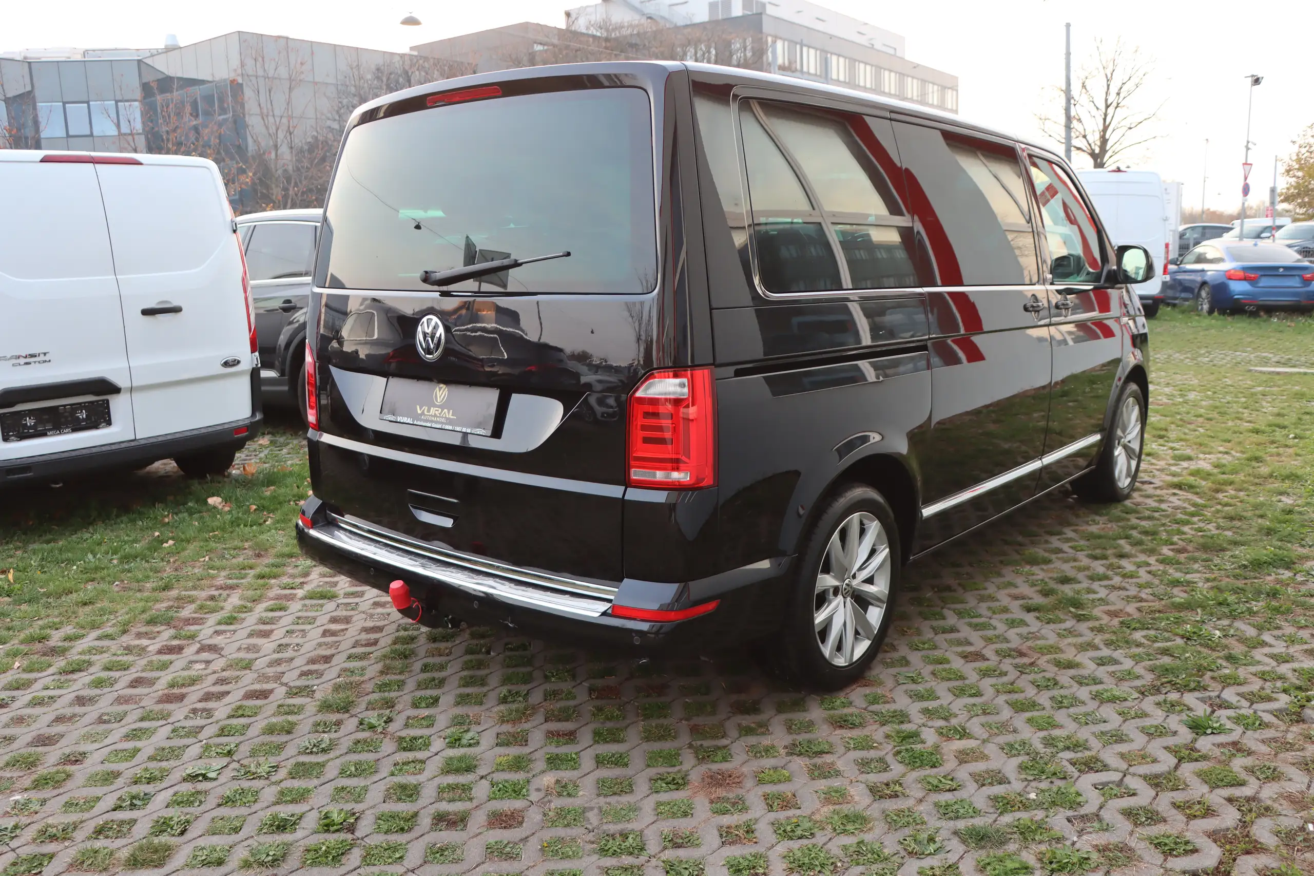 Volkswagen - T6 Multivan