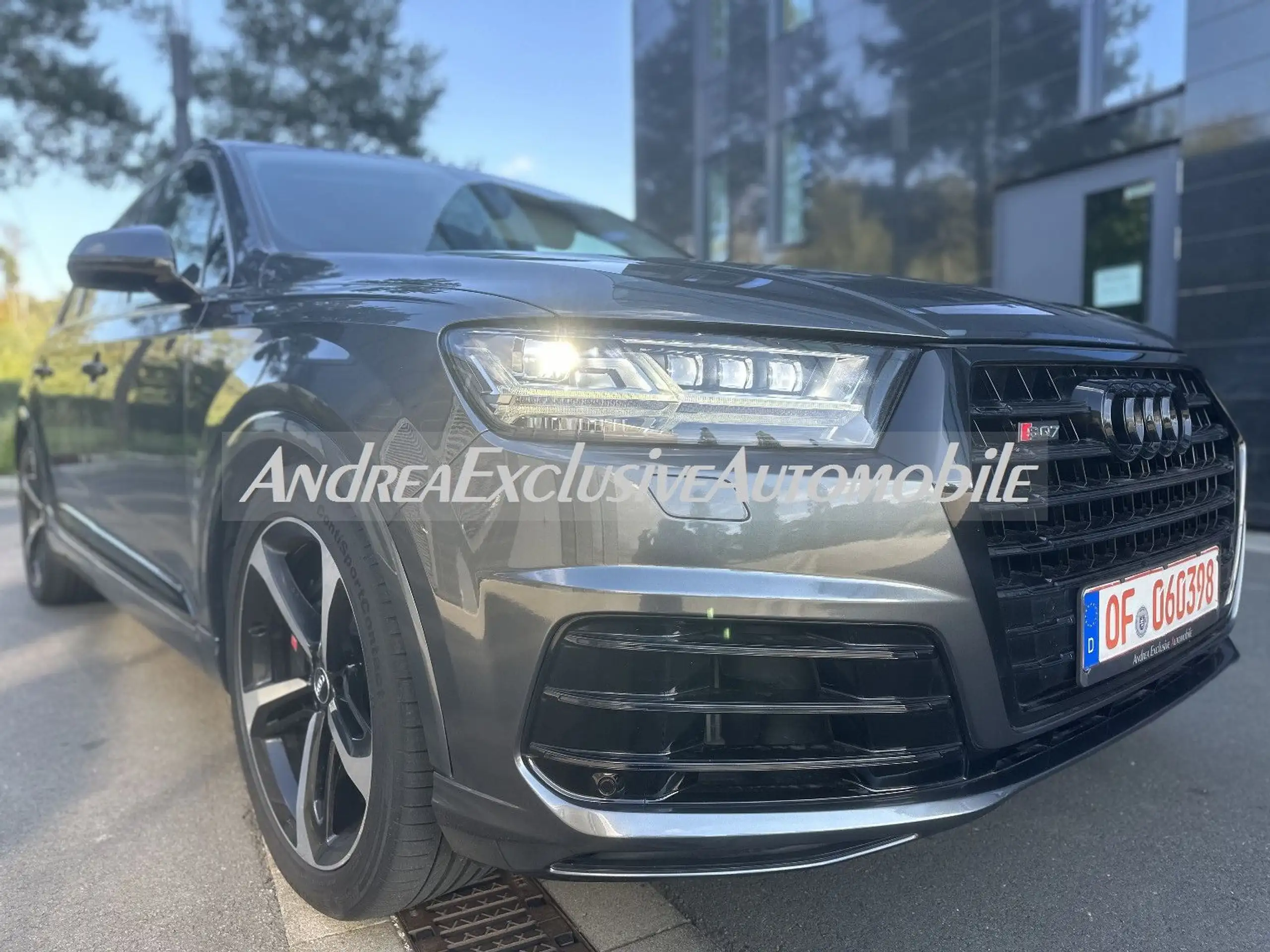 Audi - SQ7