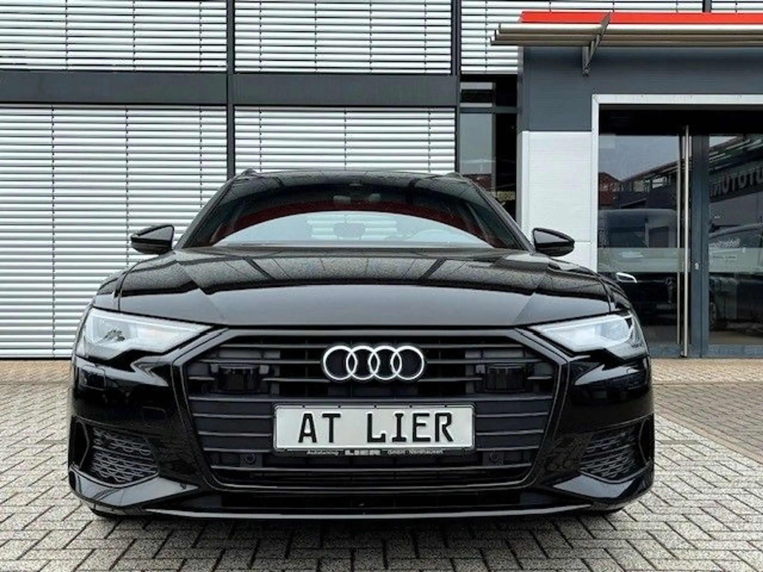 Audi - A6