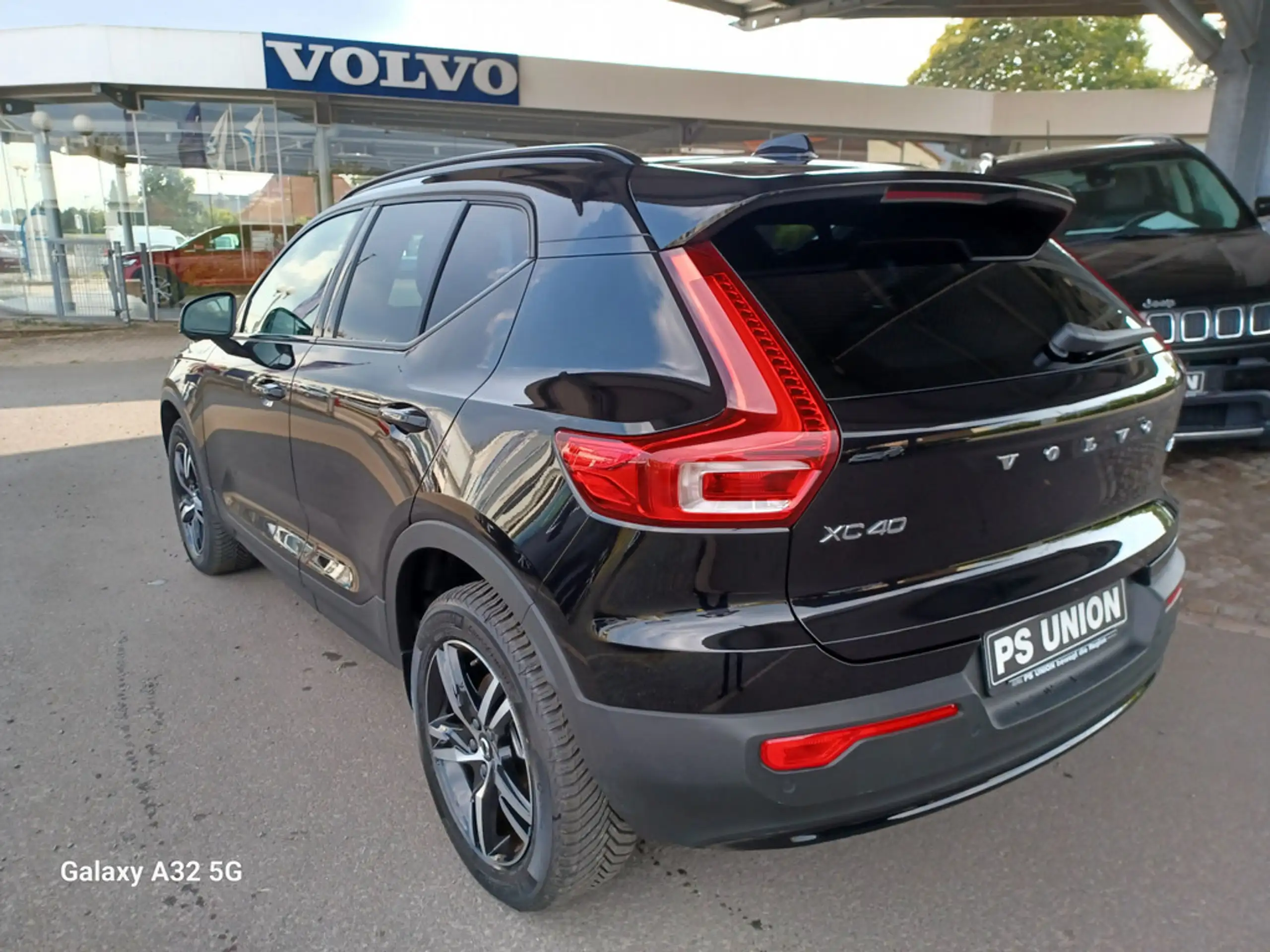 Volvo - XC40