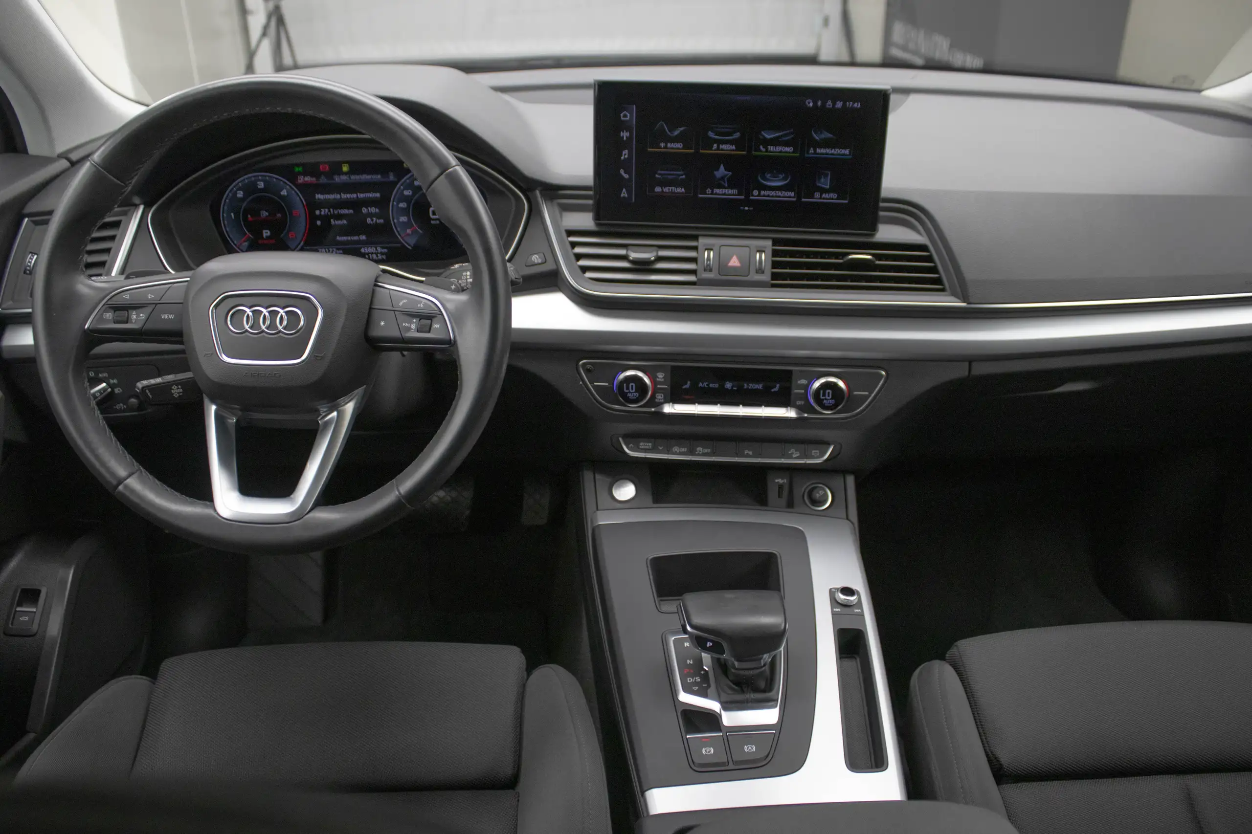 Audi - Q5