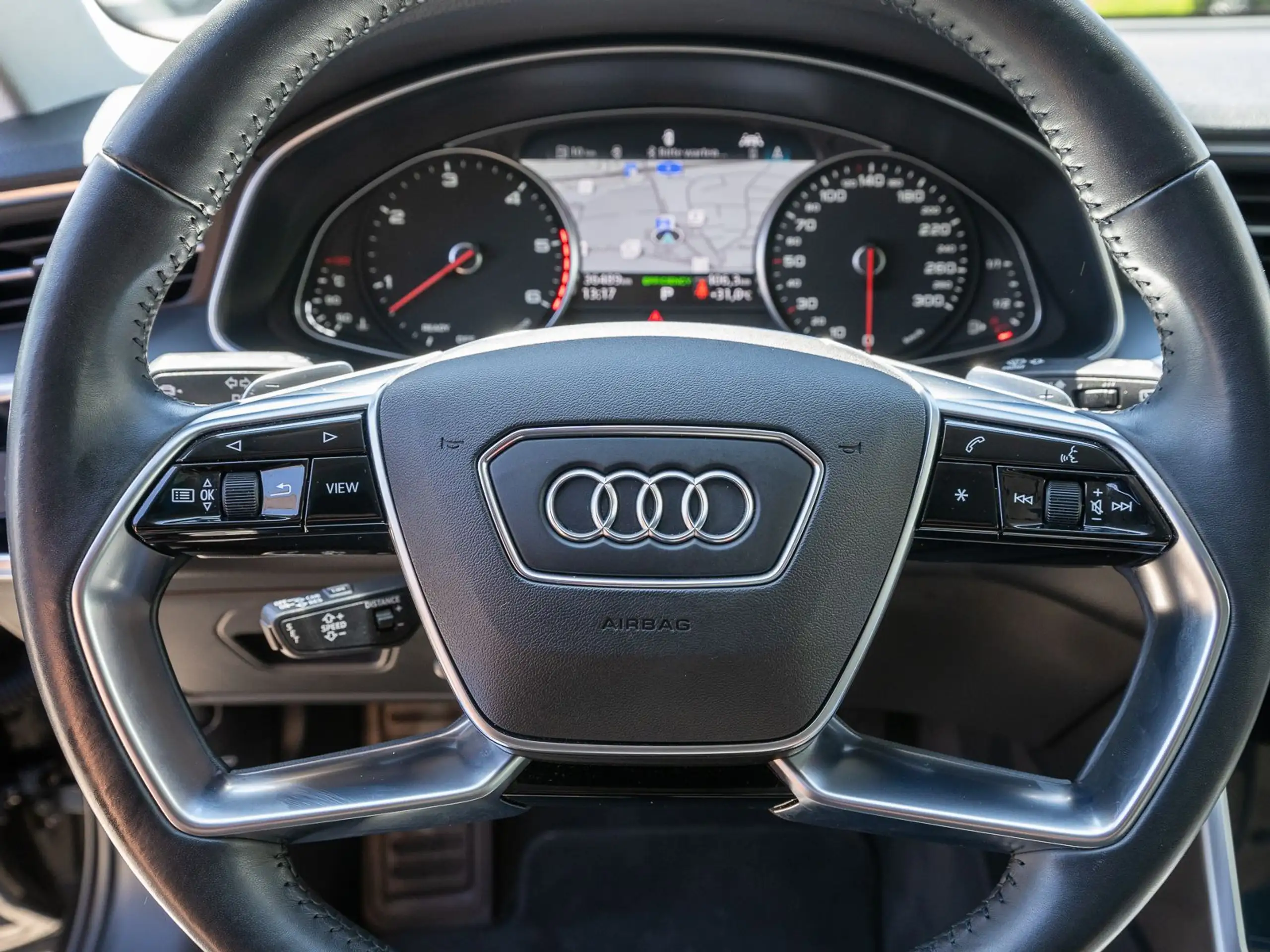 Audi - A6