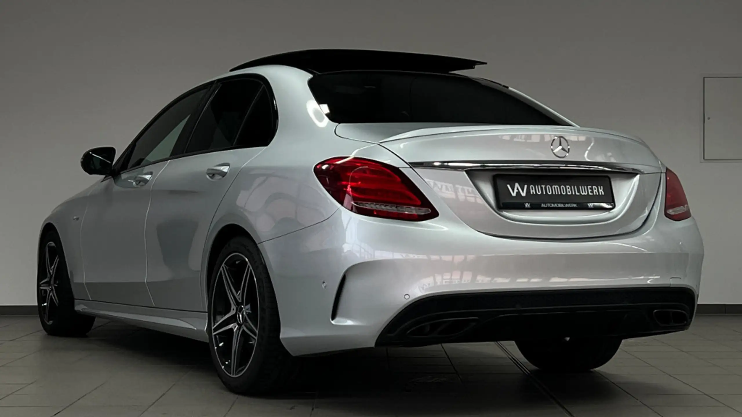 Mercedes-Benz - C 43 AMG