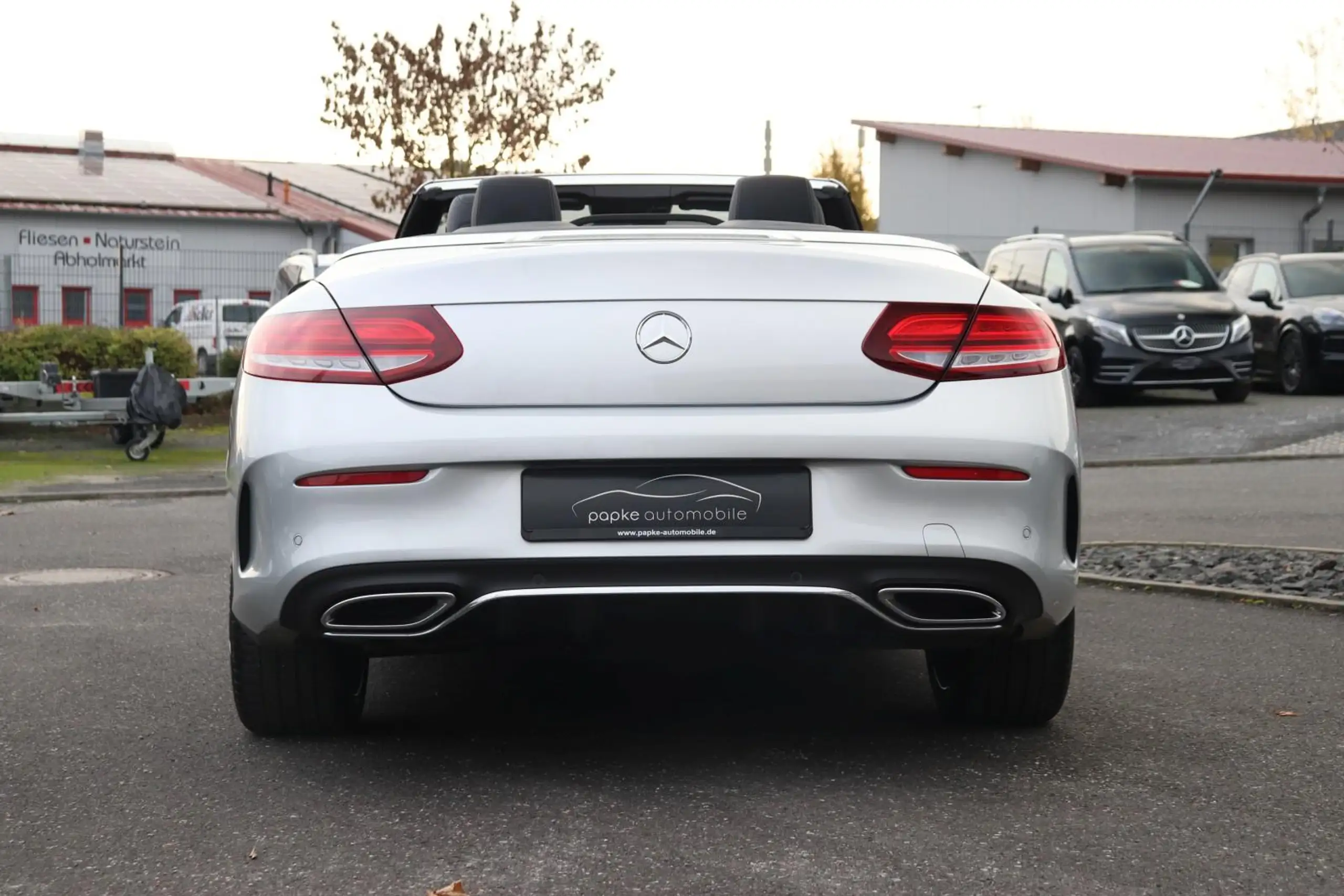 Mercedes-Benz - C 220