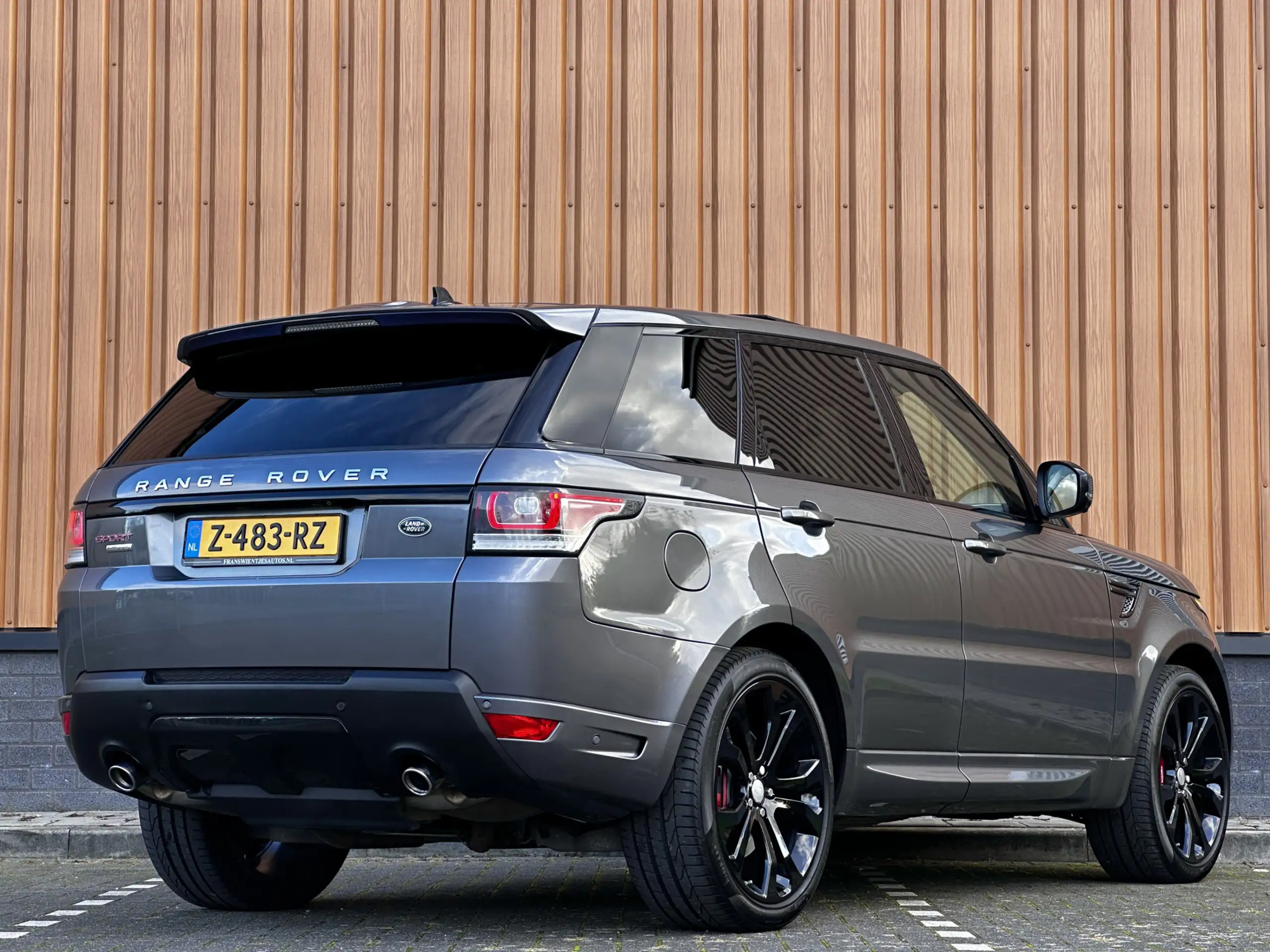 Land Rover - Range Rover Sport