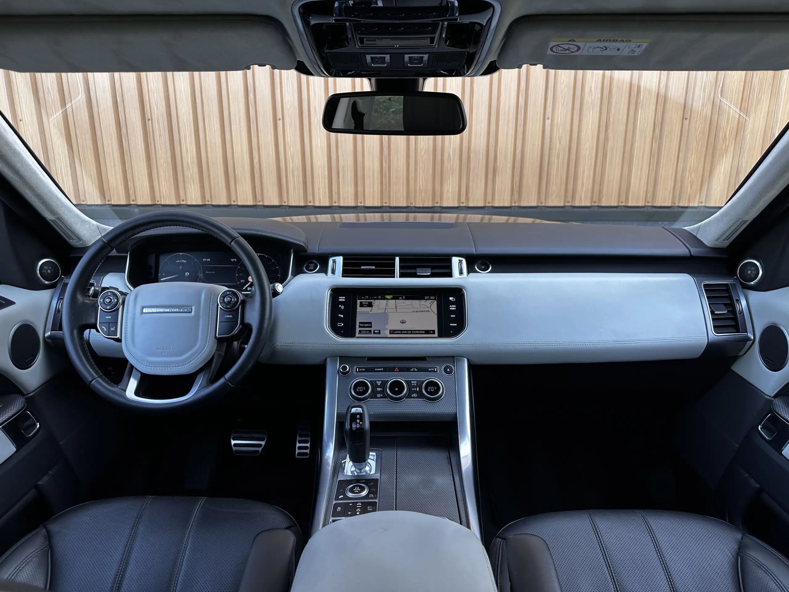 Land Rover - Range Rover Sport