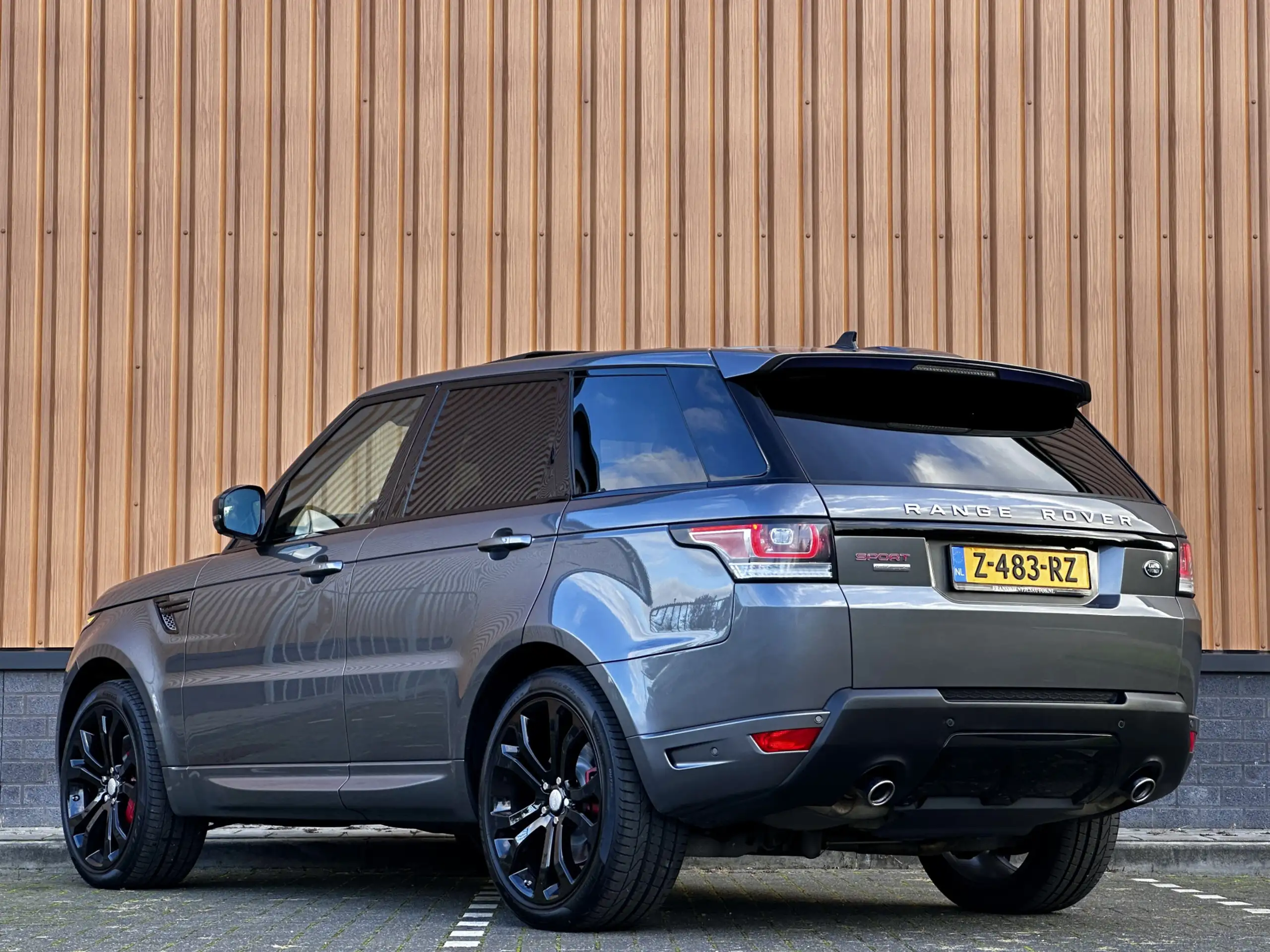 Land Rover - Range Rover Sport