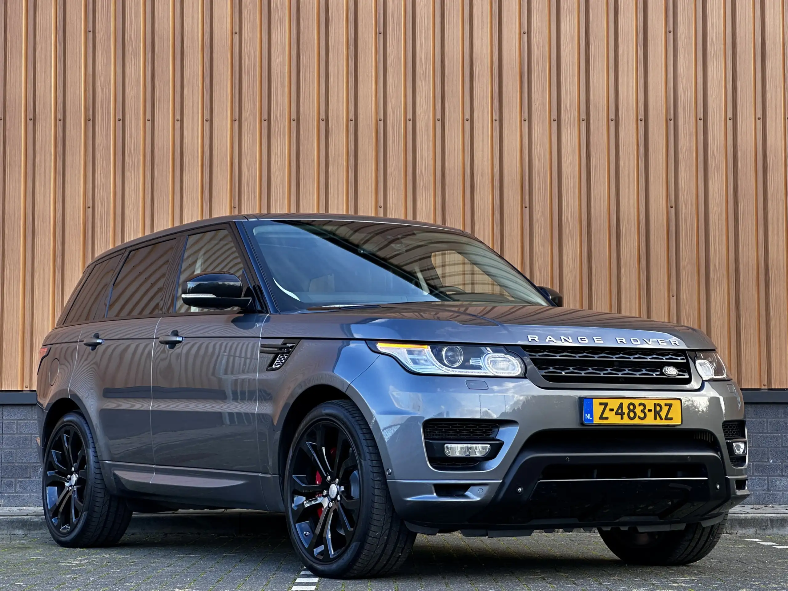 Land Rover - Range Rover Sport