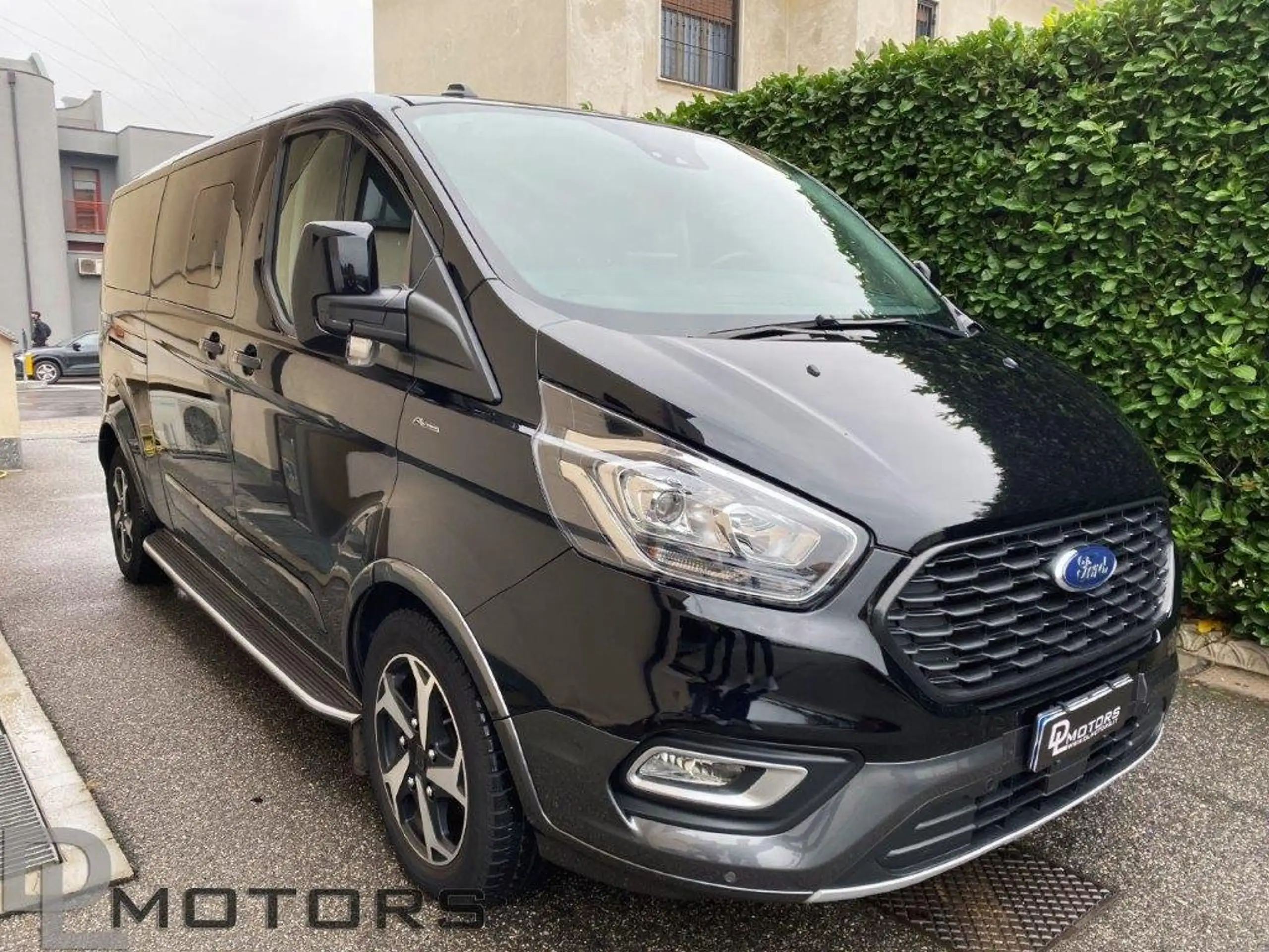 Ford - Tourneo Custom