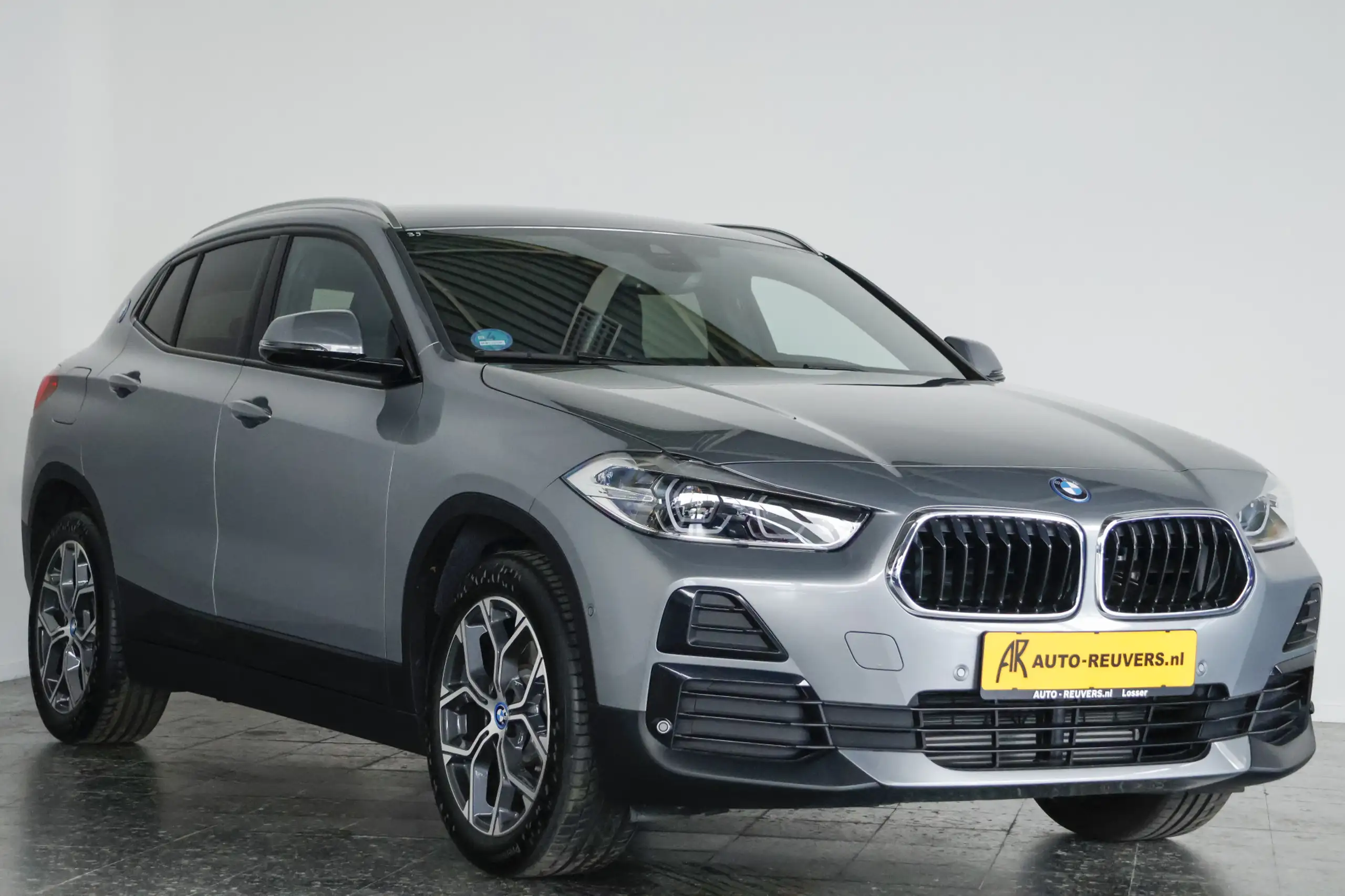 BMW - X2