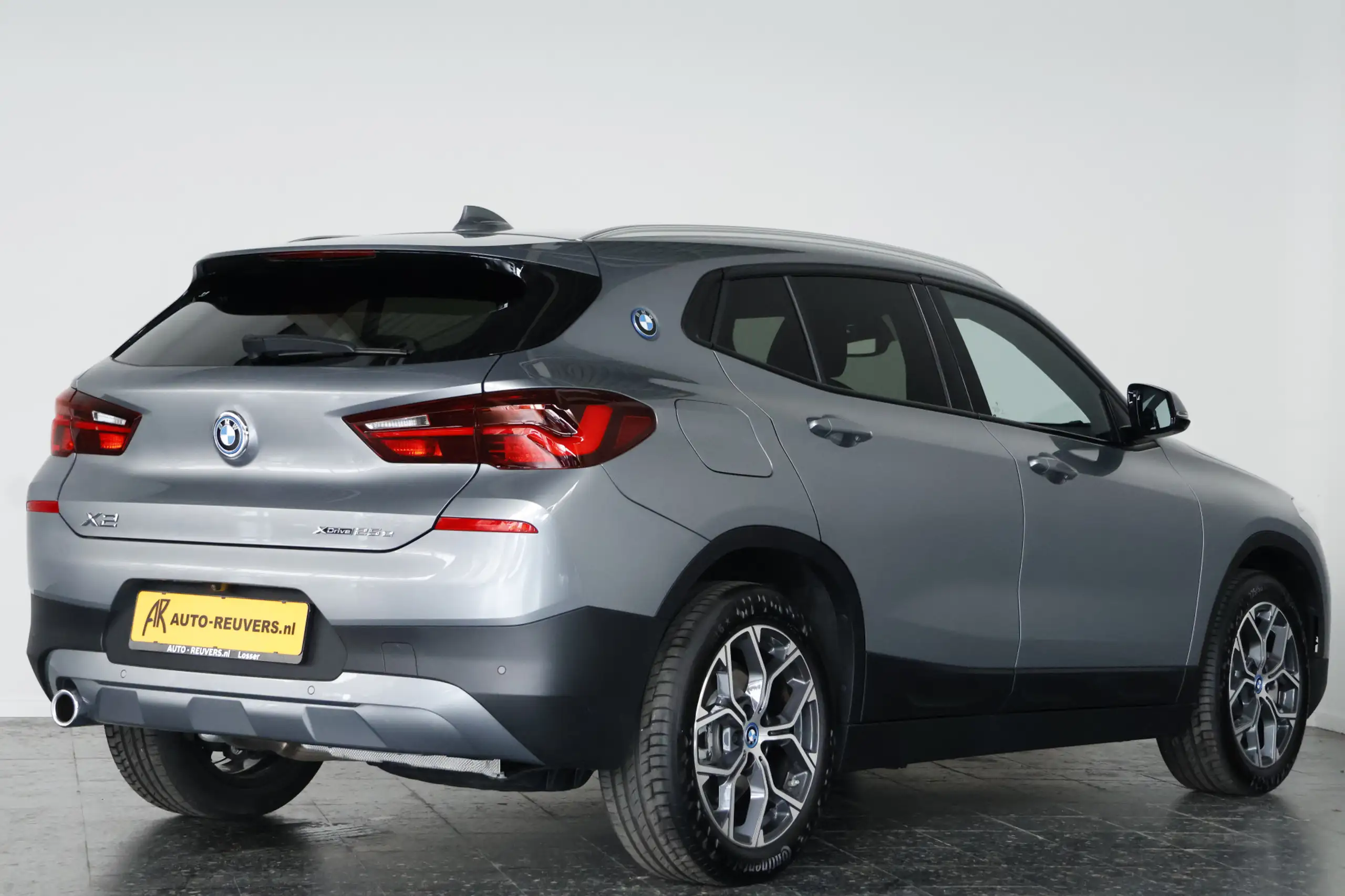 BMW - X2