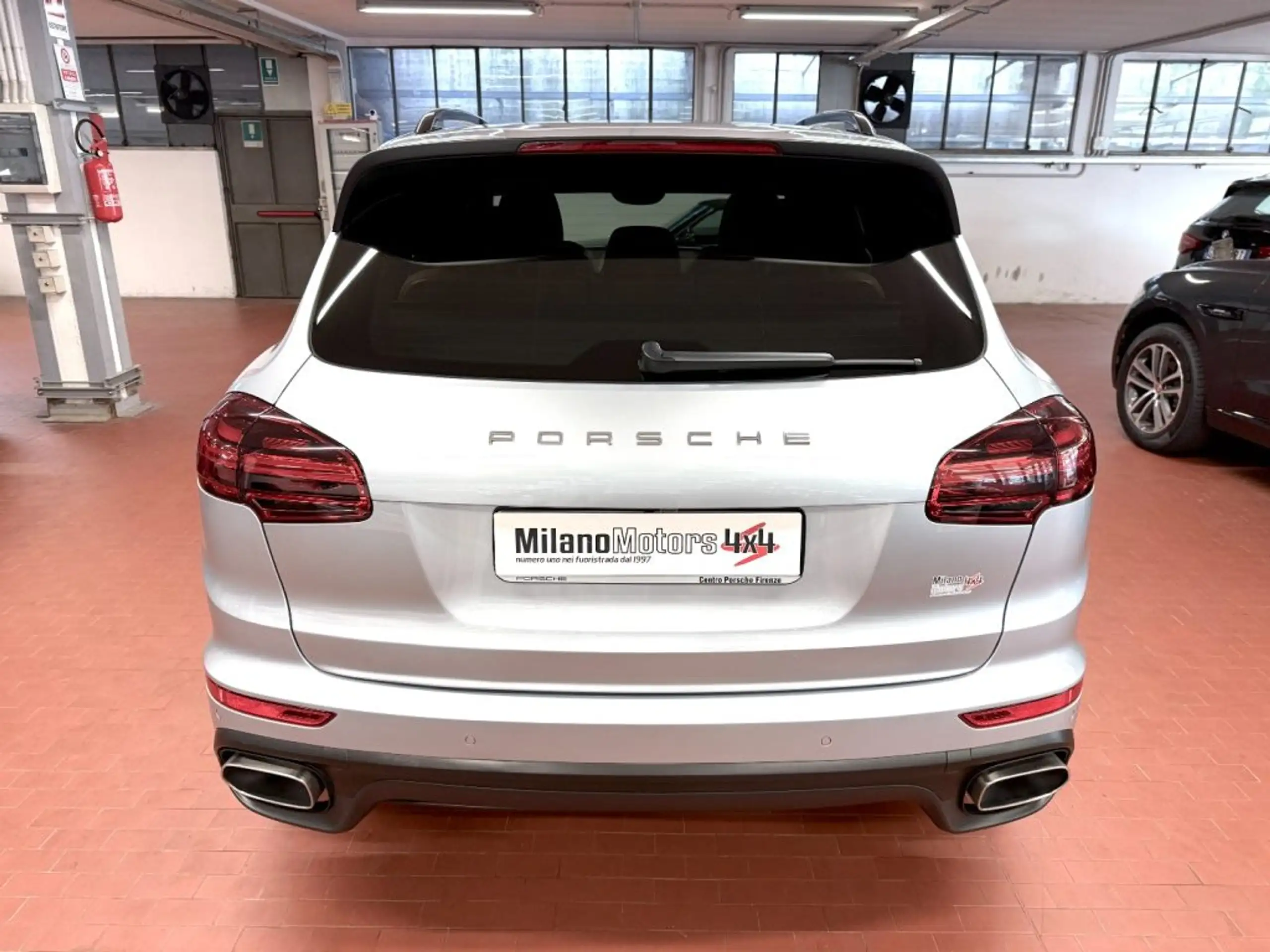 Porsche - Cayenne