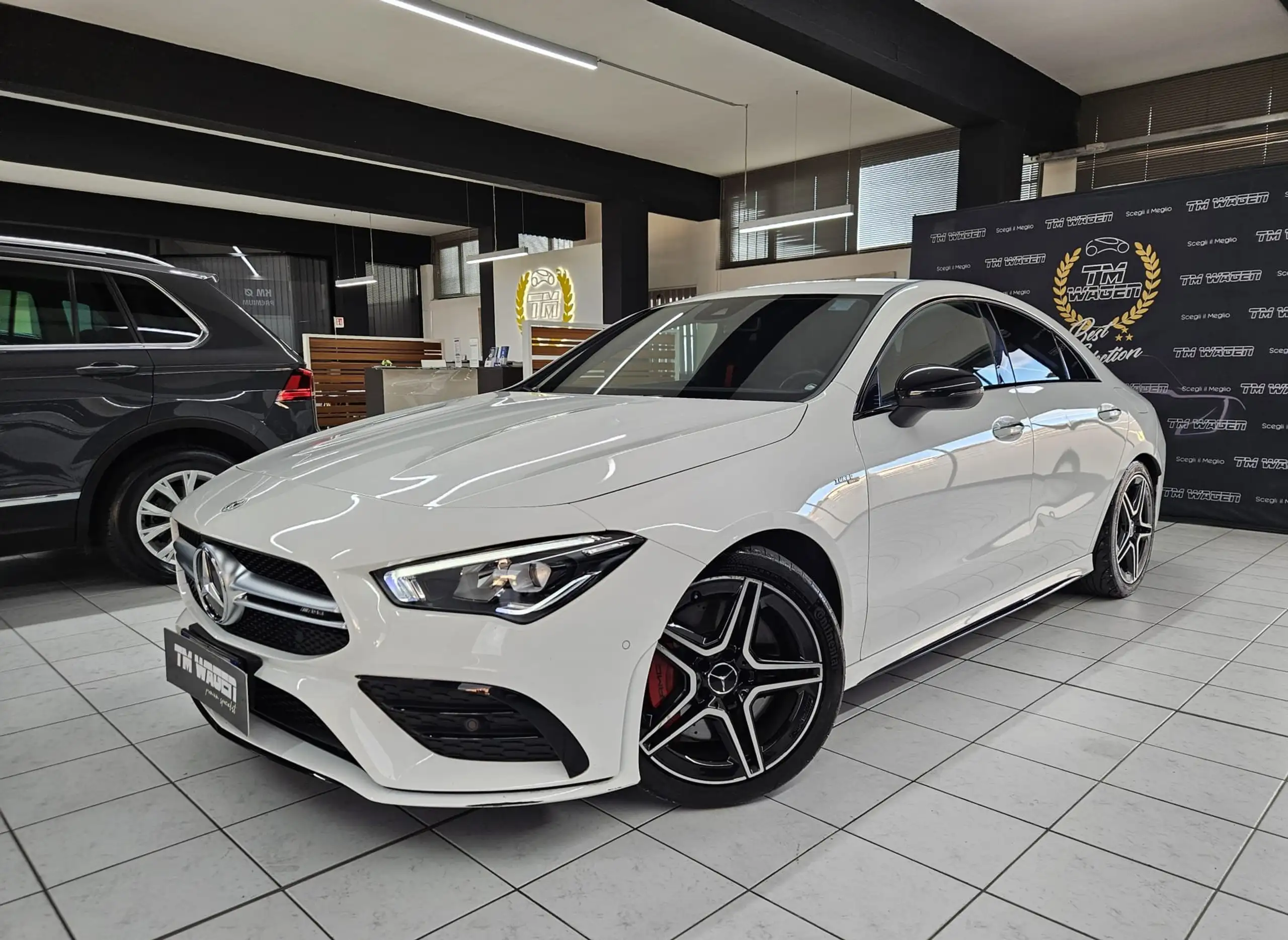 Mercedes-Benz - CLA 35 AMG