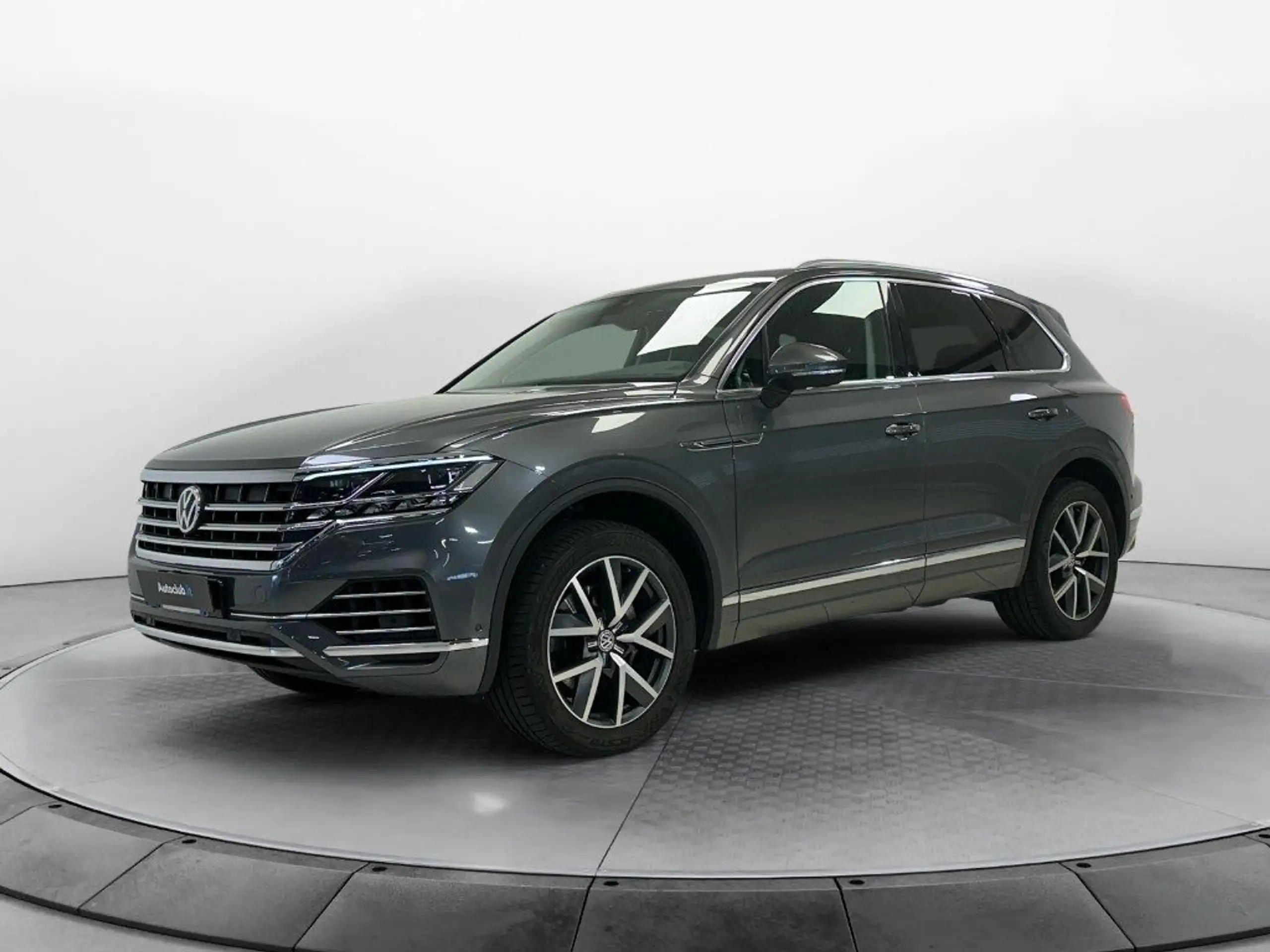 Volkswagen - Touareg