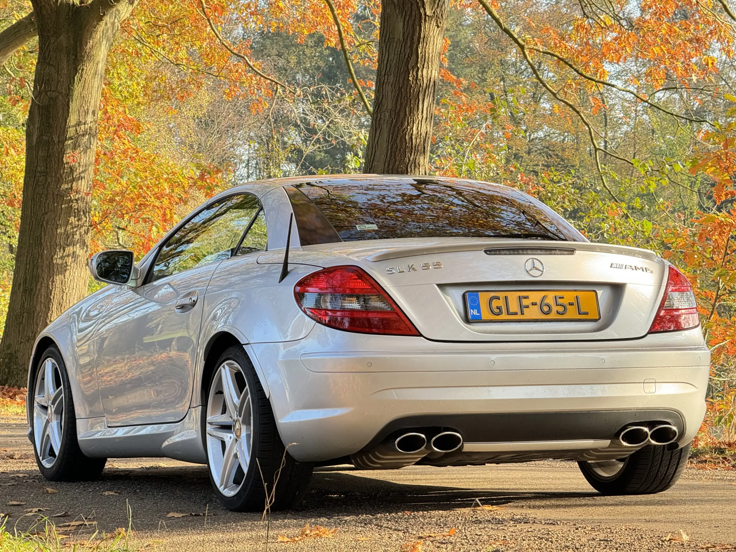 Mercedes-Benz - SLK 55 AMG