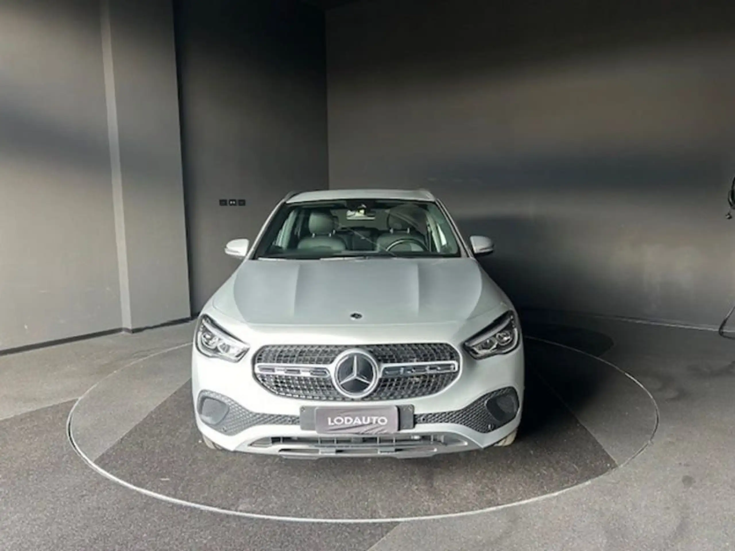 Mercedes-Benz - GLA 200