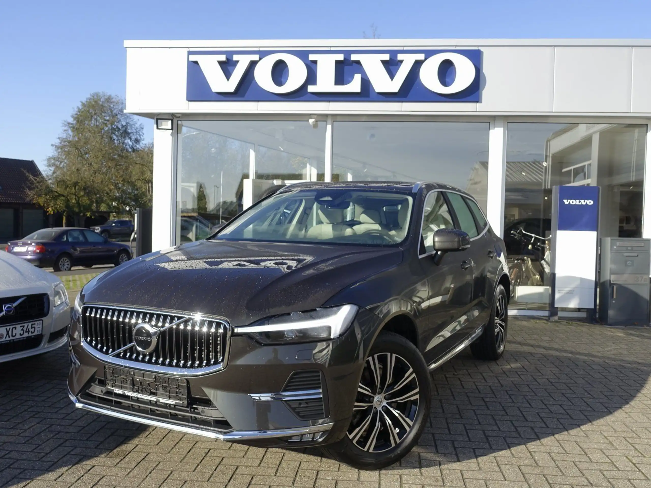 Volvo - XC60