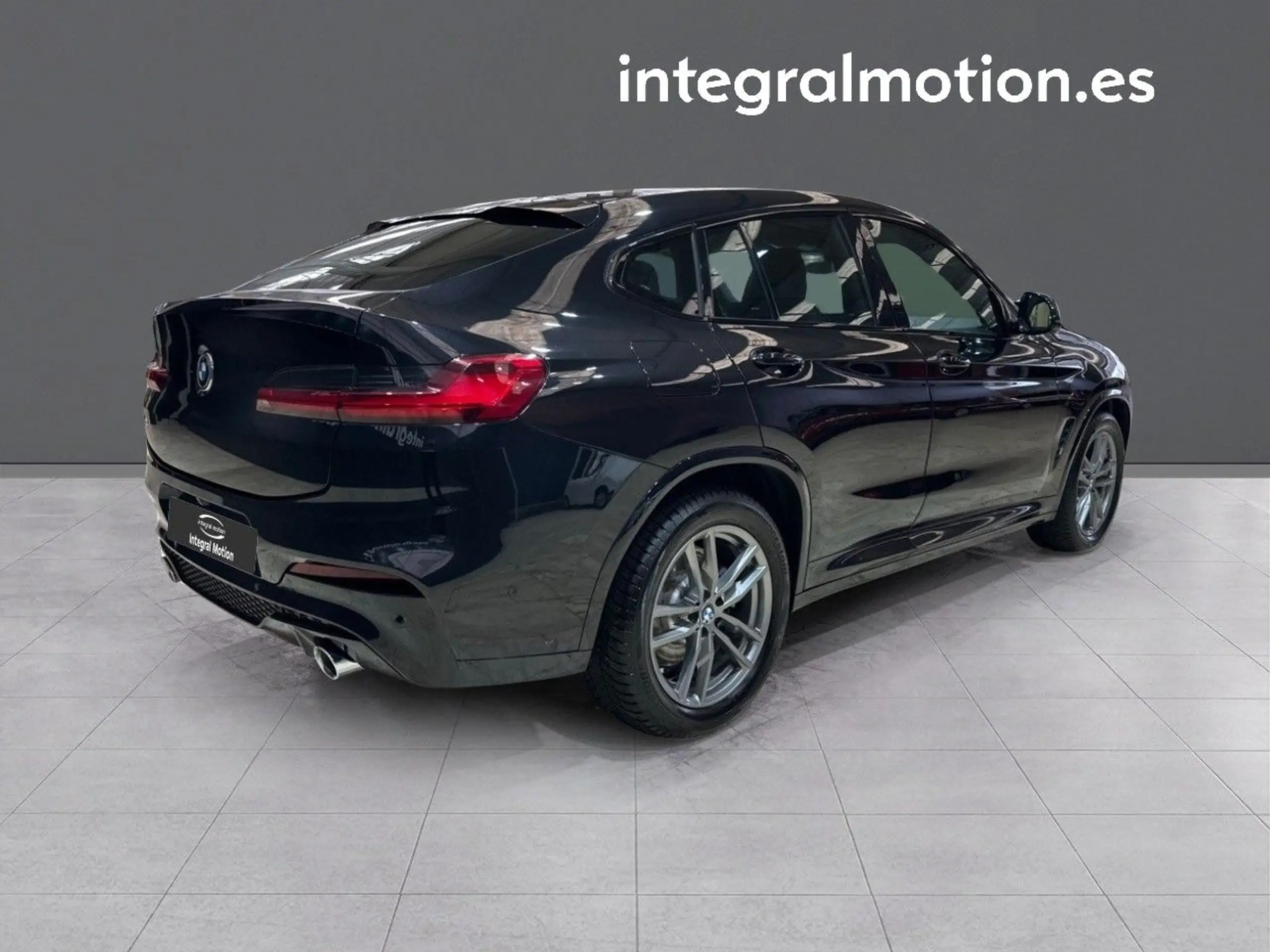 BMW - X4