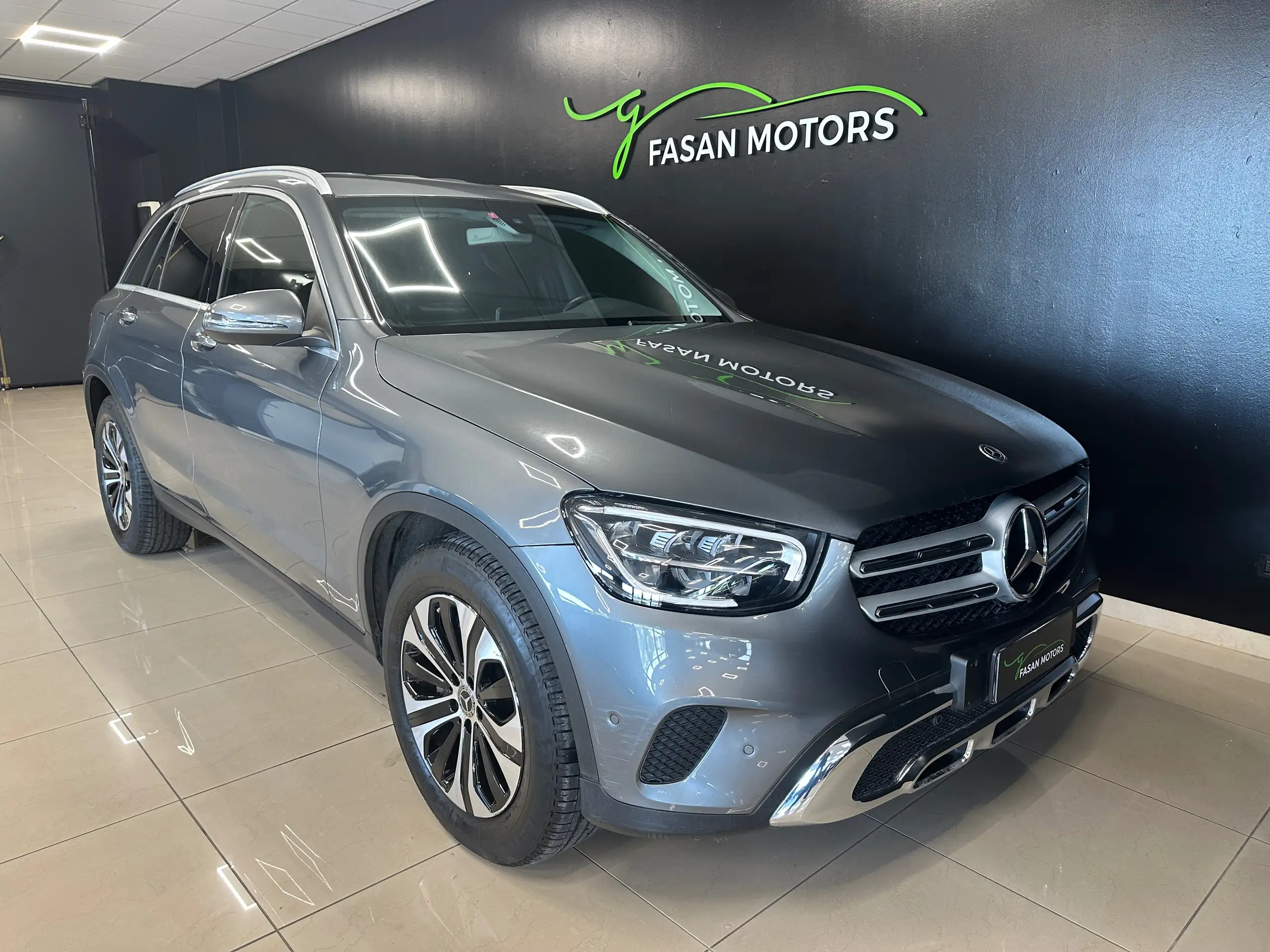 Mercedes-Benz - GLC 220