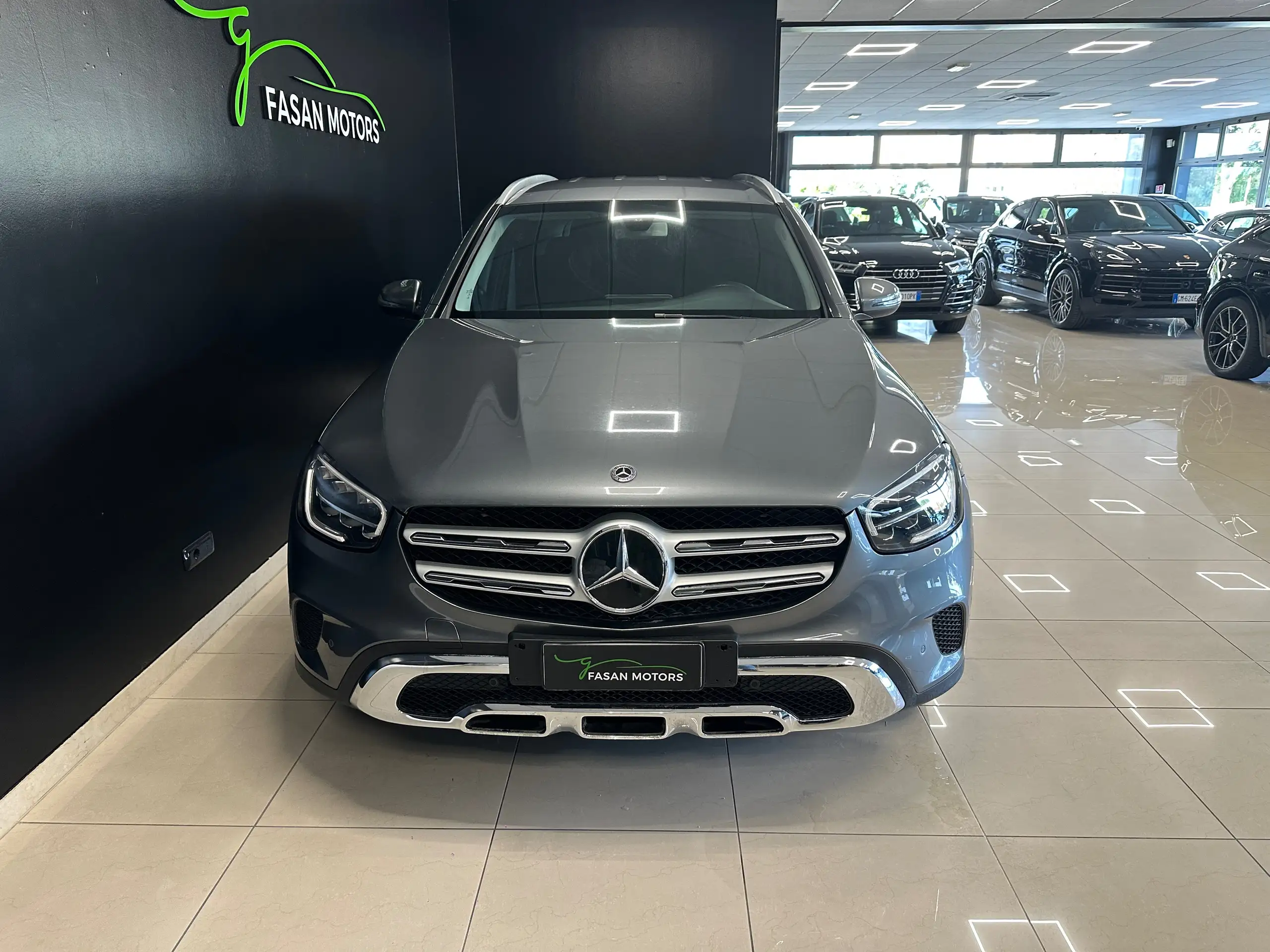 Mercedes-Benz - GLC 220