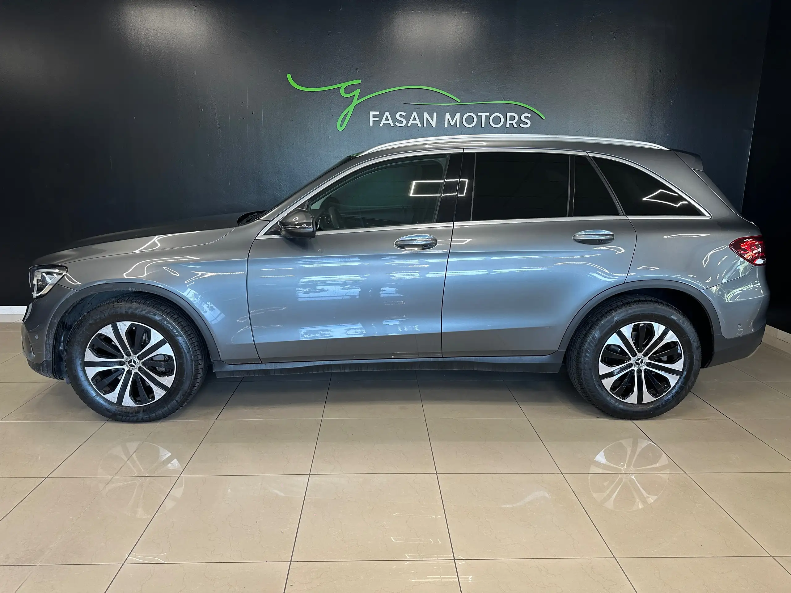 Mercedes-Benz - GLC 220