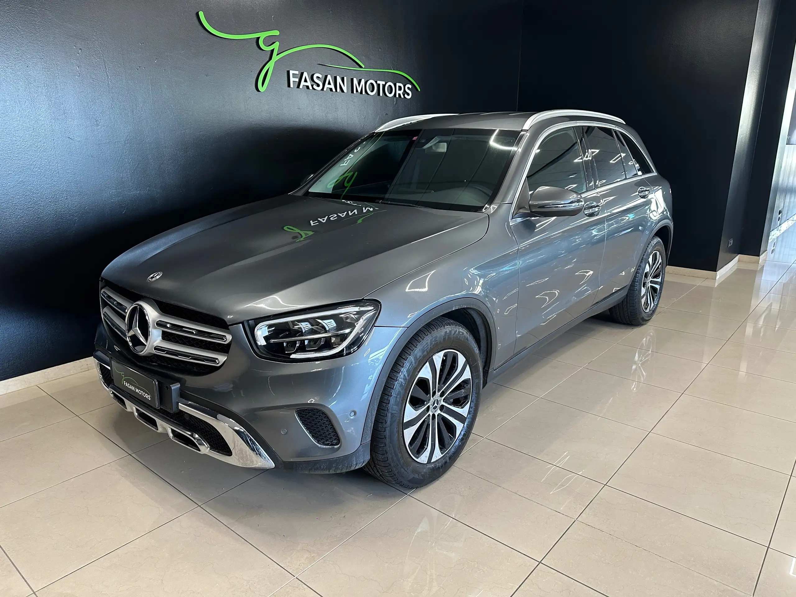 Mercedes-Benz - GLC 220