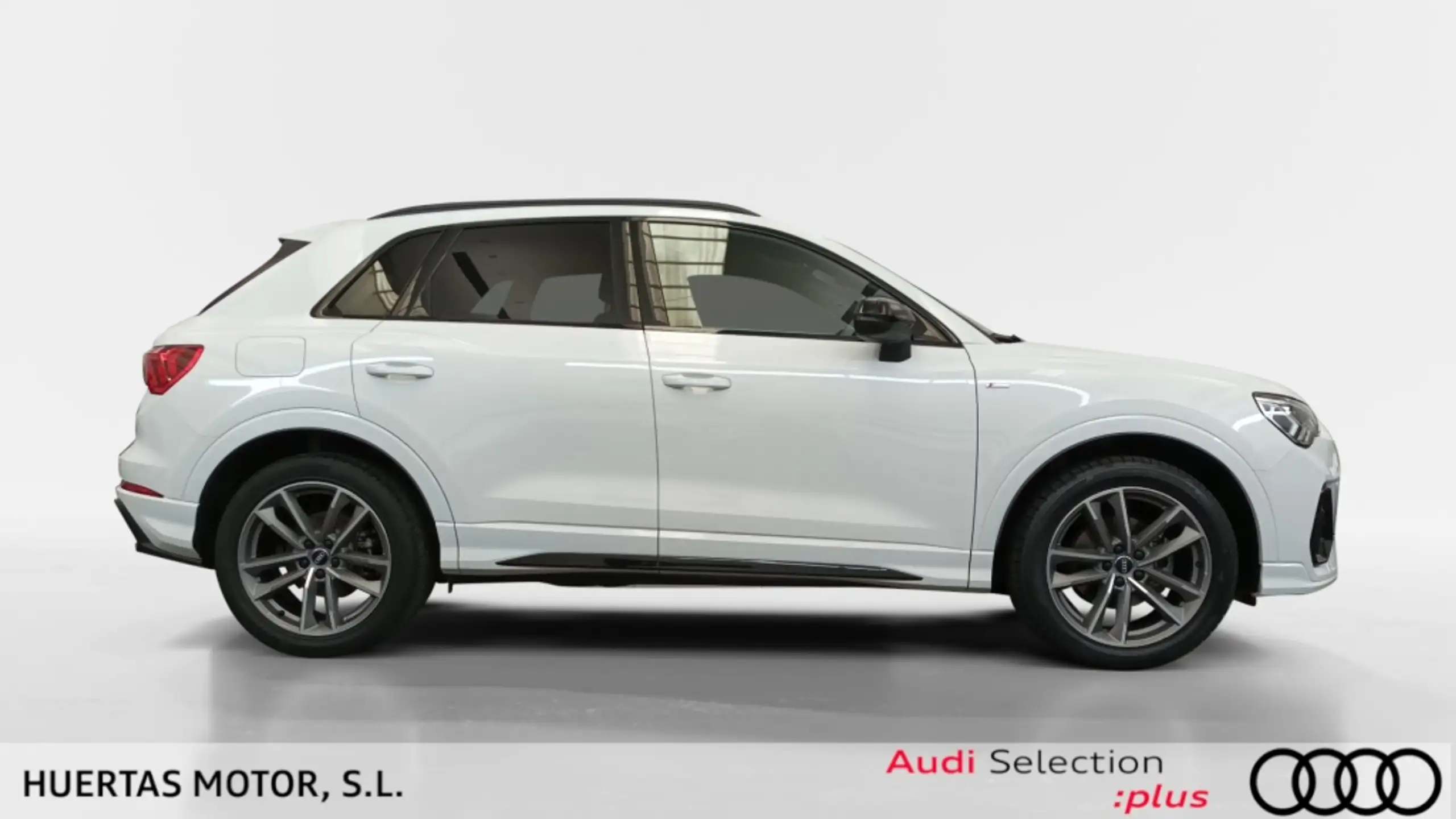 Audi - Q3