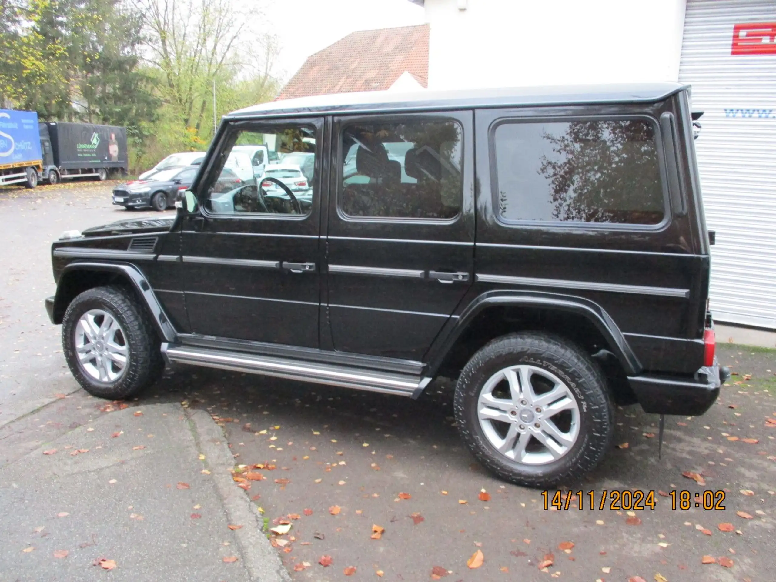 Mercedes-Benz - G 500