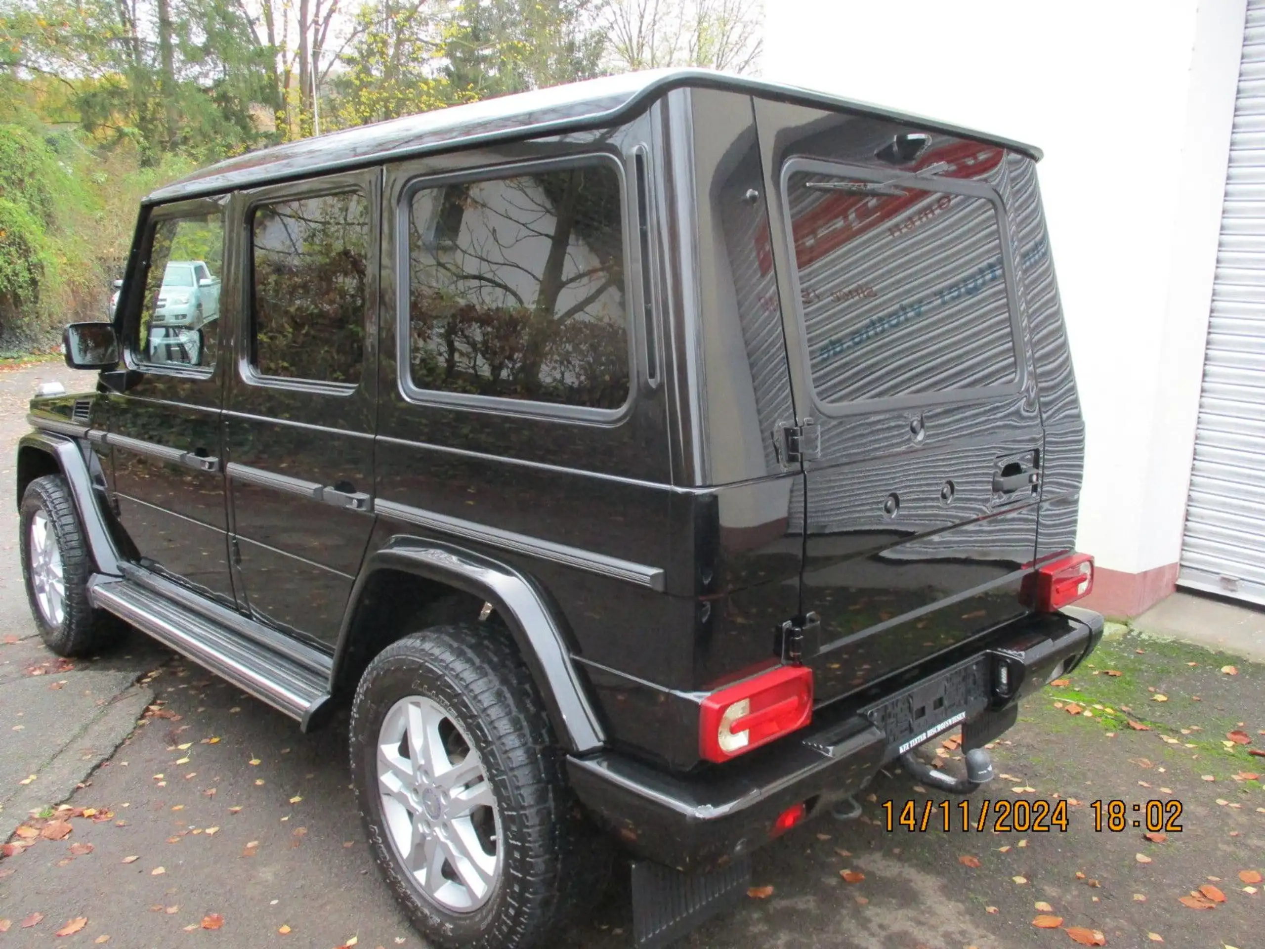 Mercedes-Benz - G 500