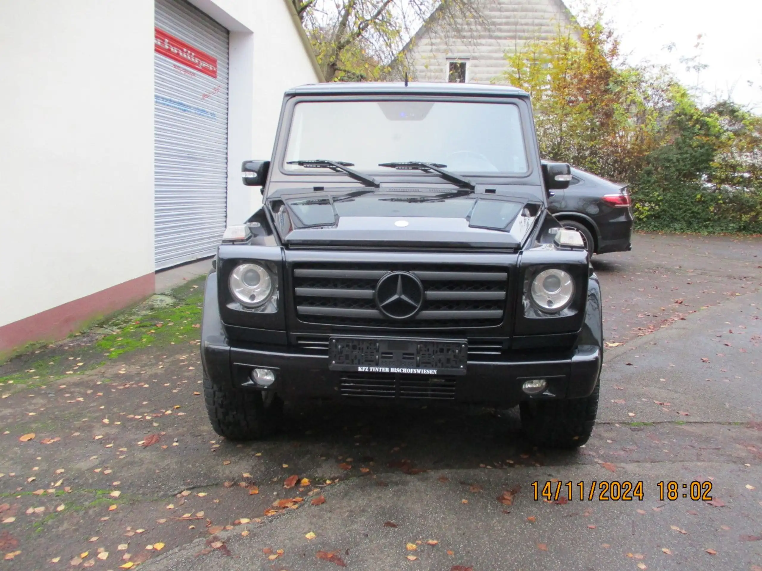 Mercedes-Benz - G 500