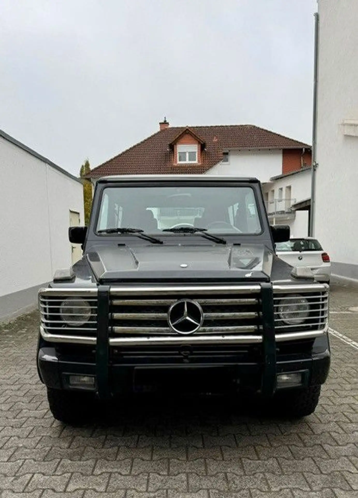 Mercedes-Benz - G 320