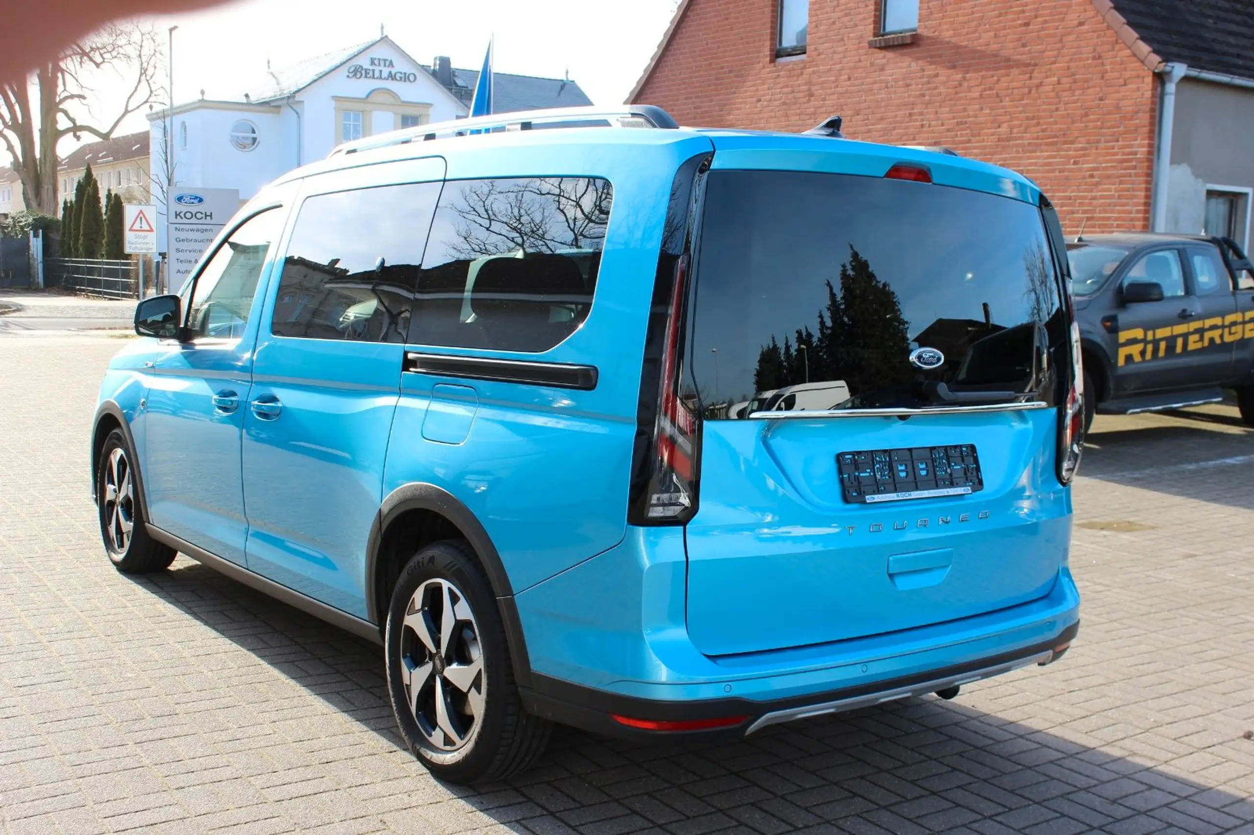 Ford - Tourneo Connect