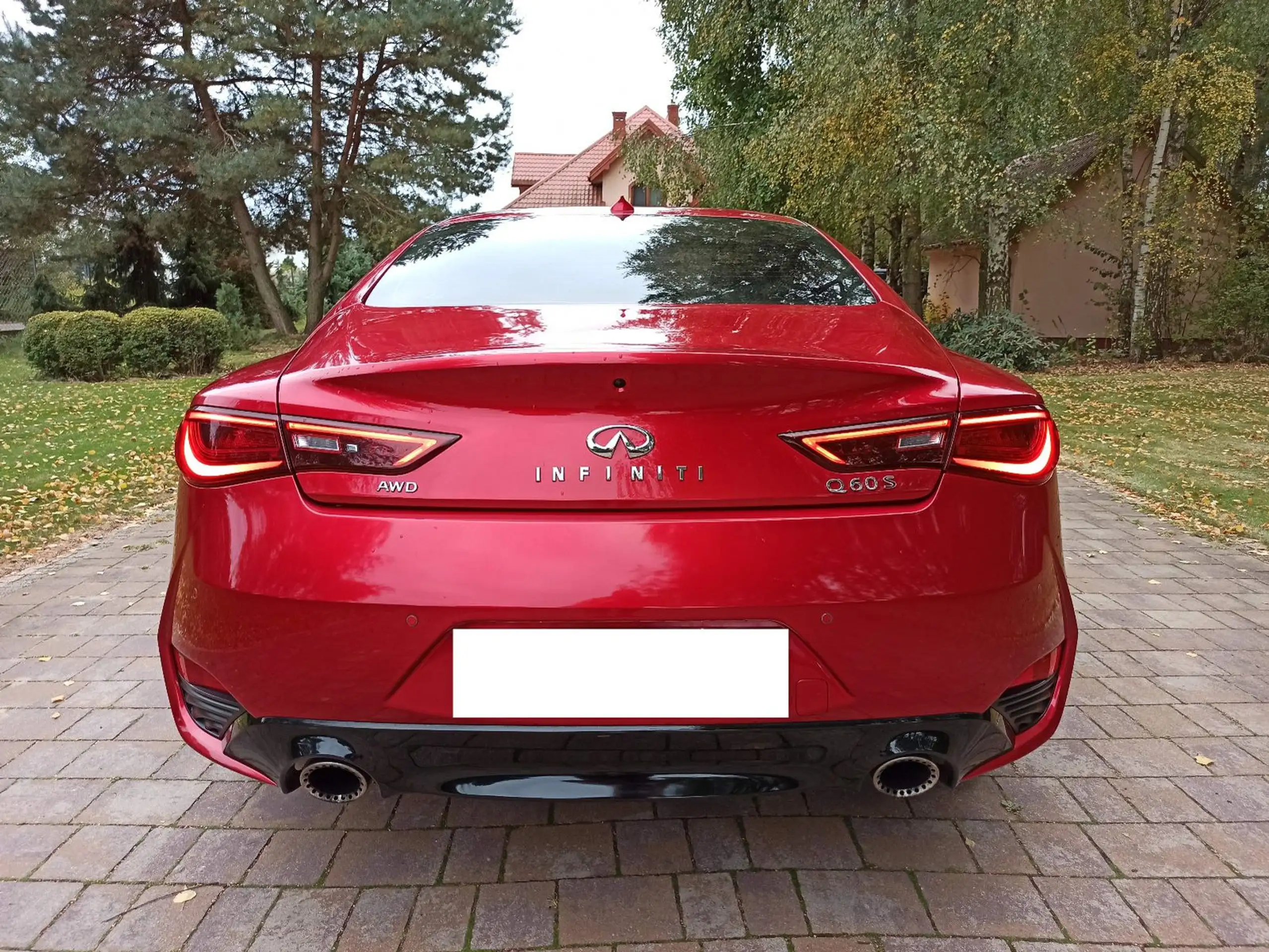 Infiniti - Q60