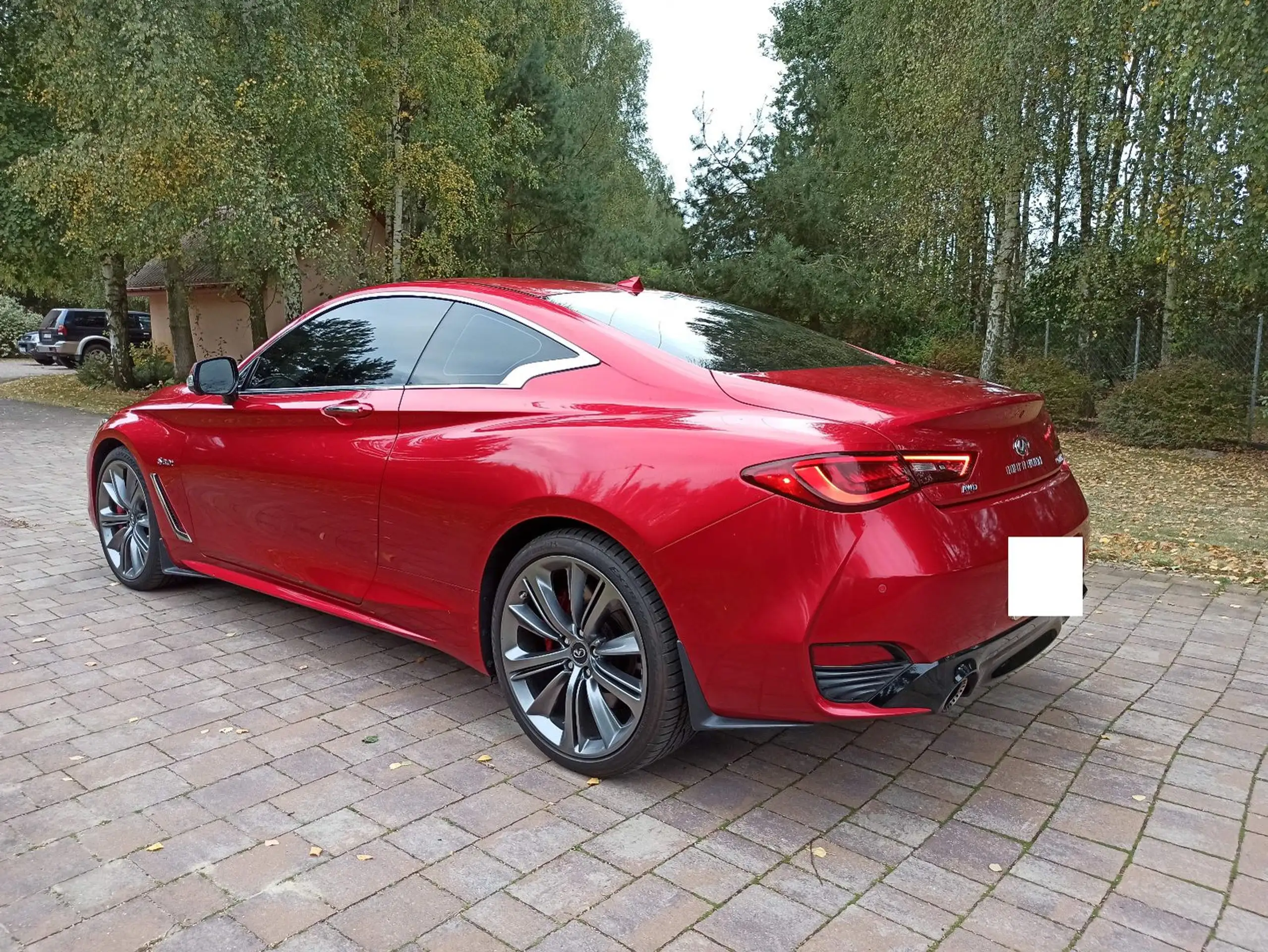 Infiniti - Q60