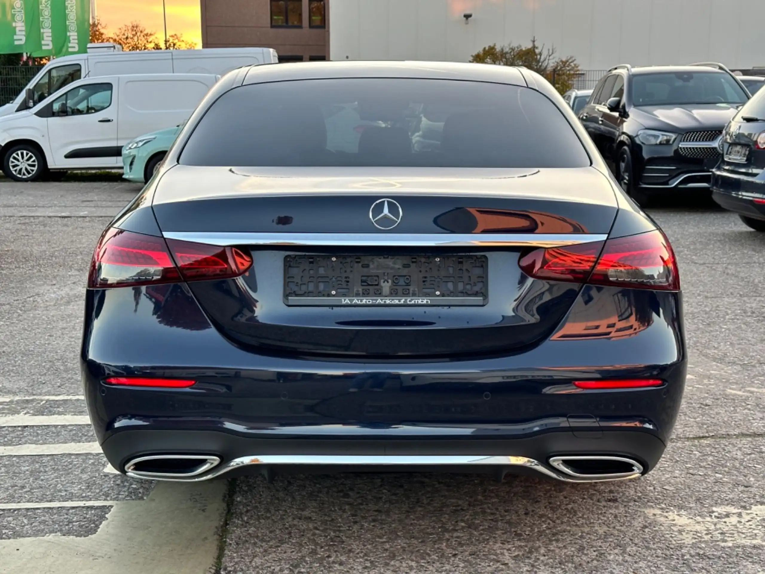 Mercedes-Benz - E 220