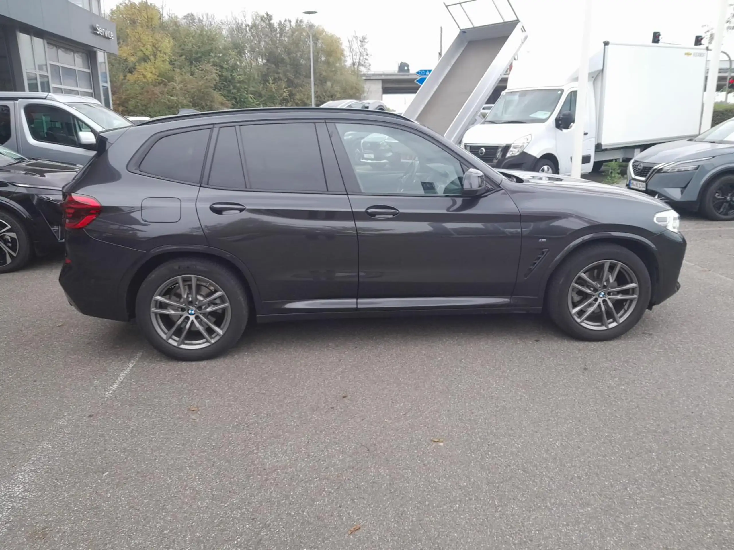 BMW - X3