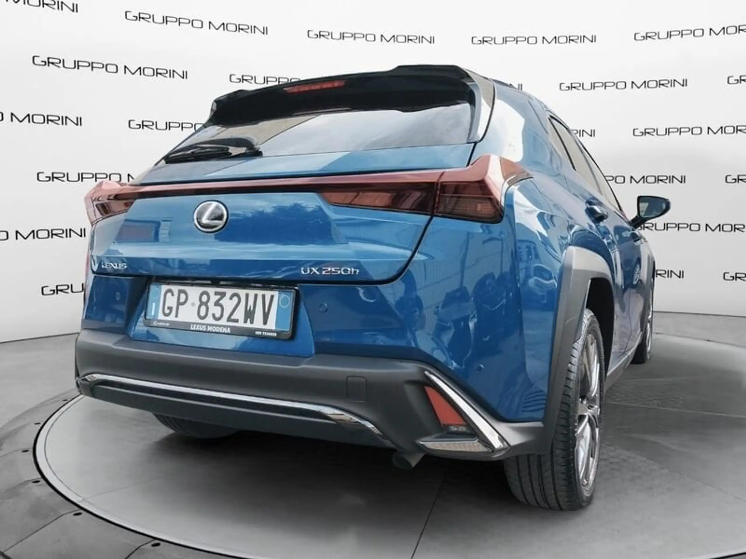 Lexus - UX 250h