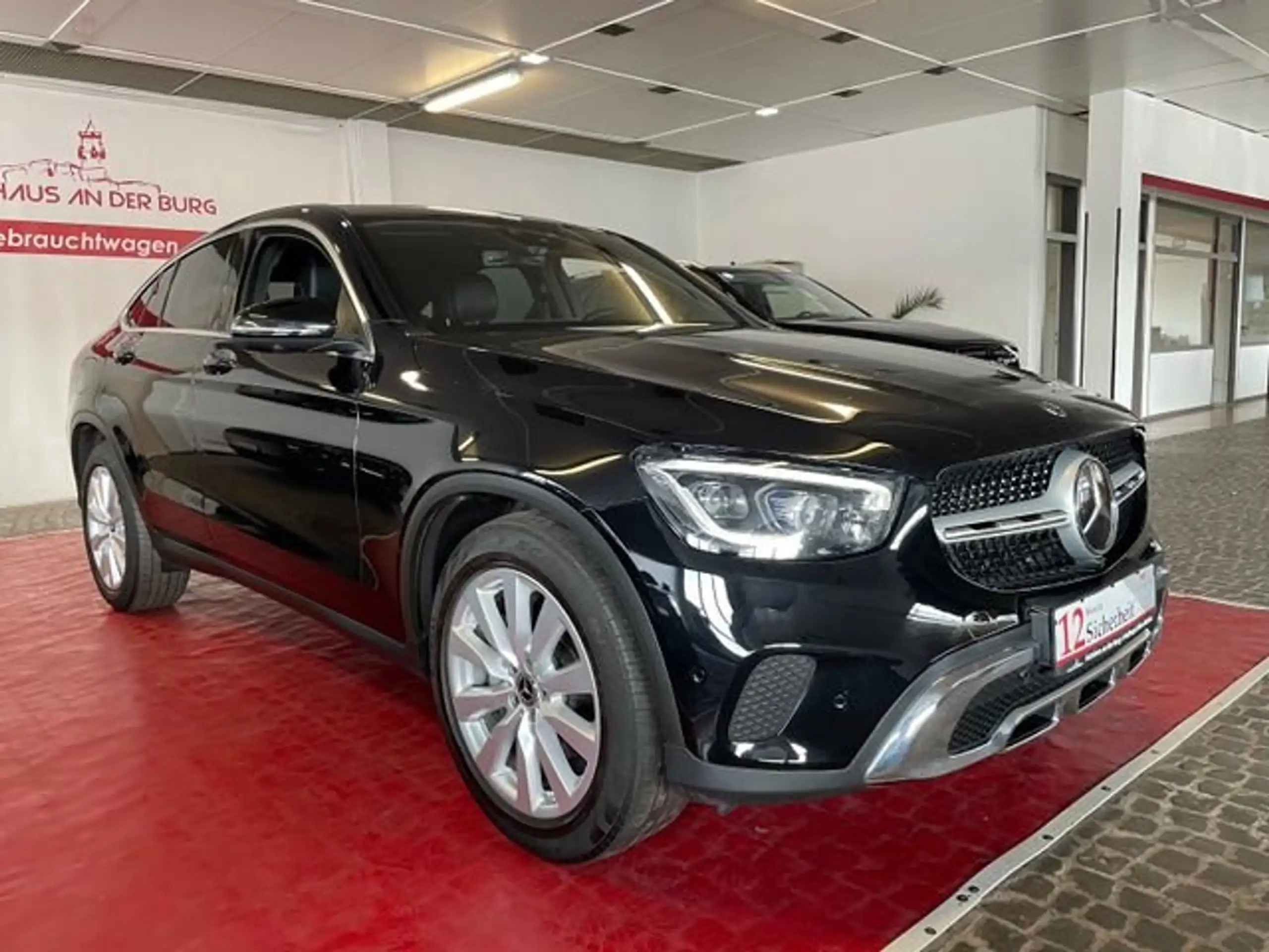 Mercedes-Benz - GLC 300