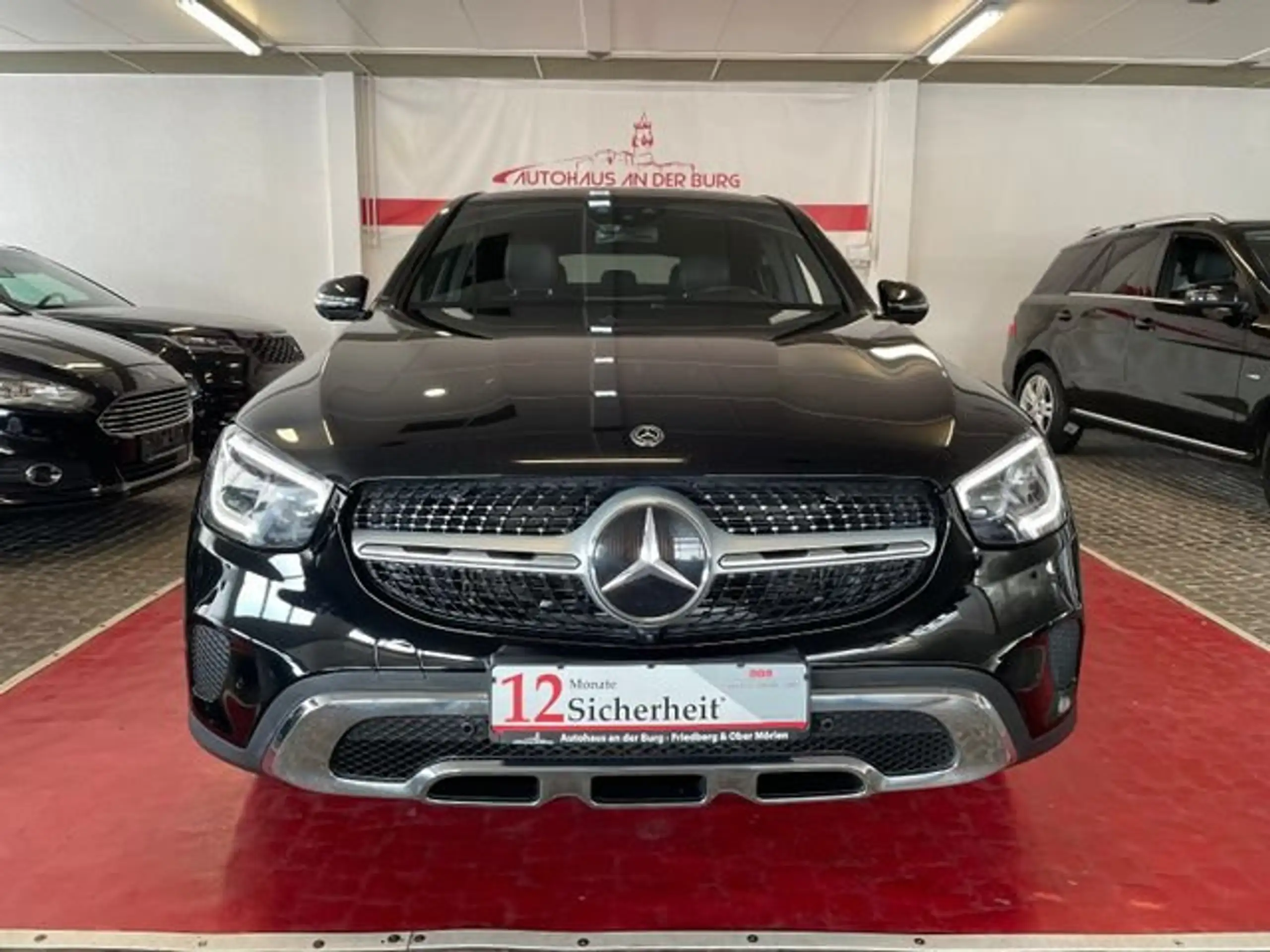 Mercedes-Benz - GLC 300