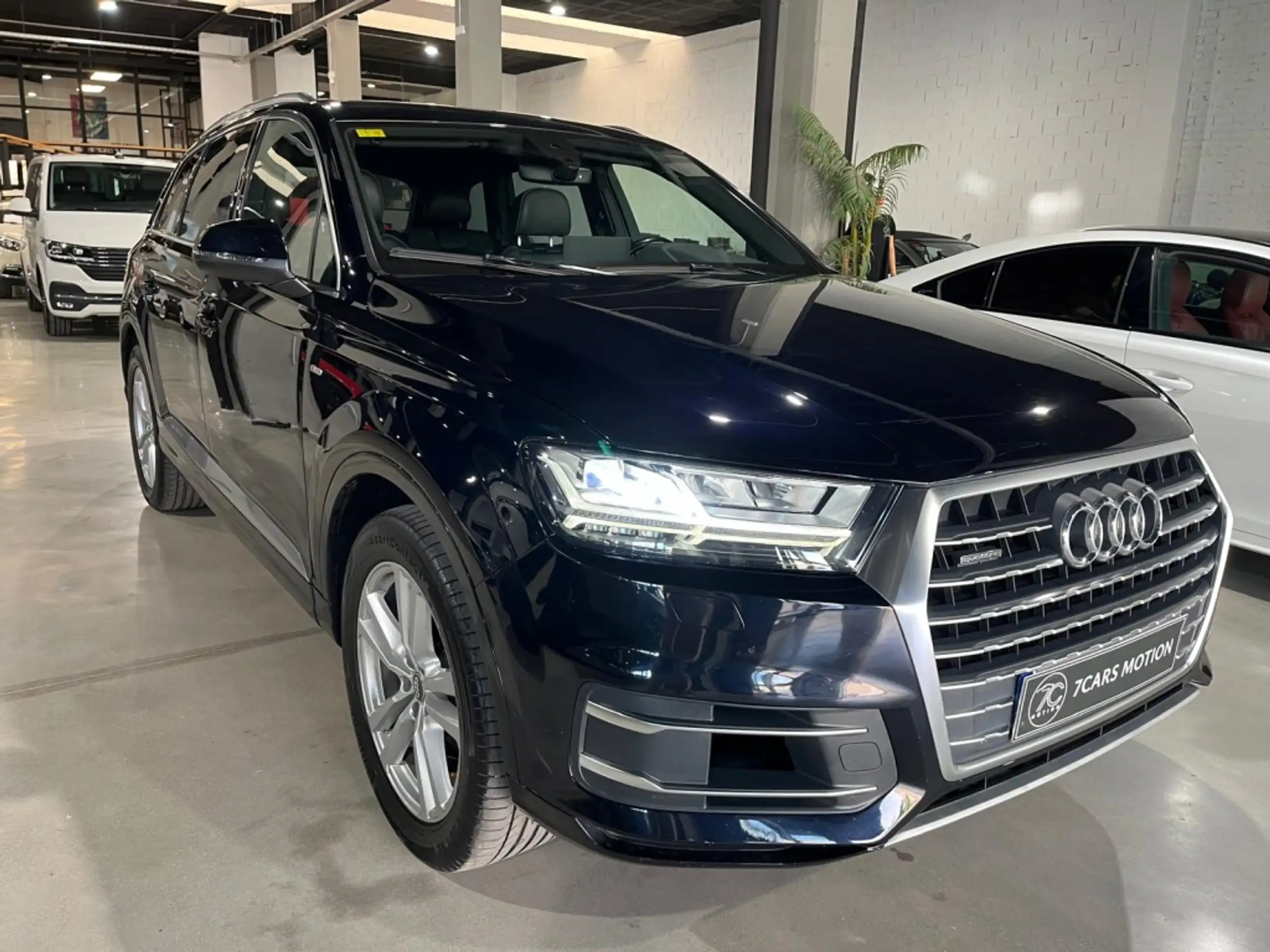 Audi - Q7