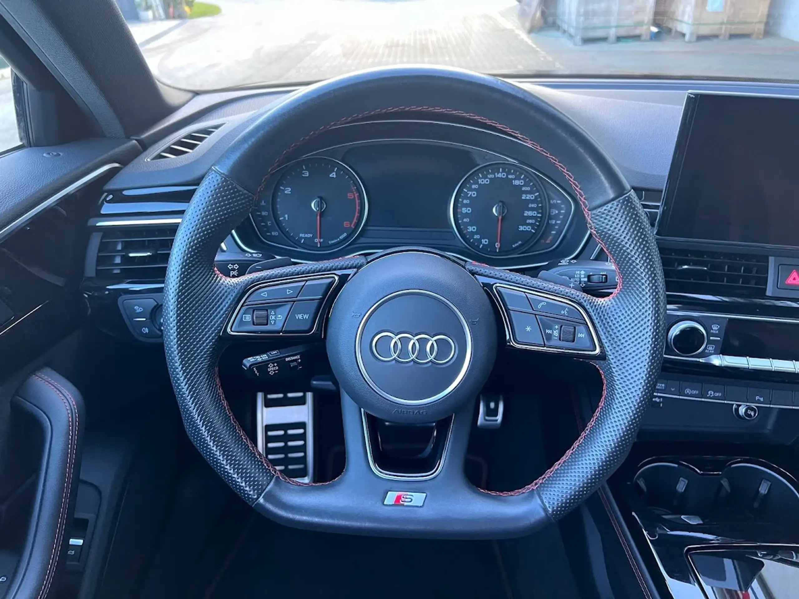 Audi - A4