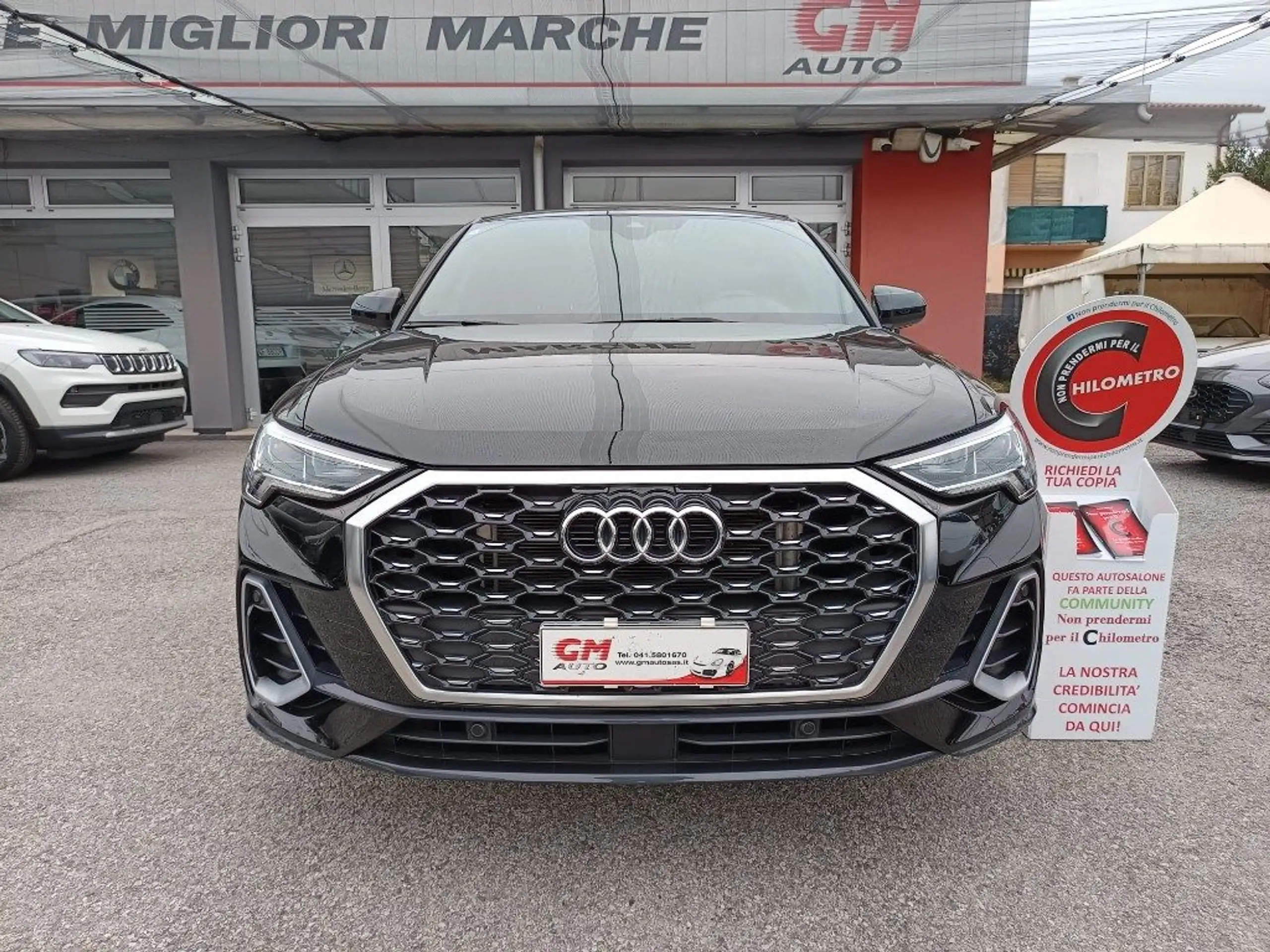 Audi - Q3